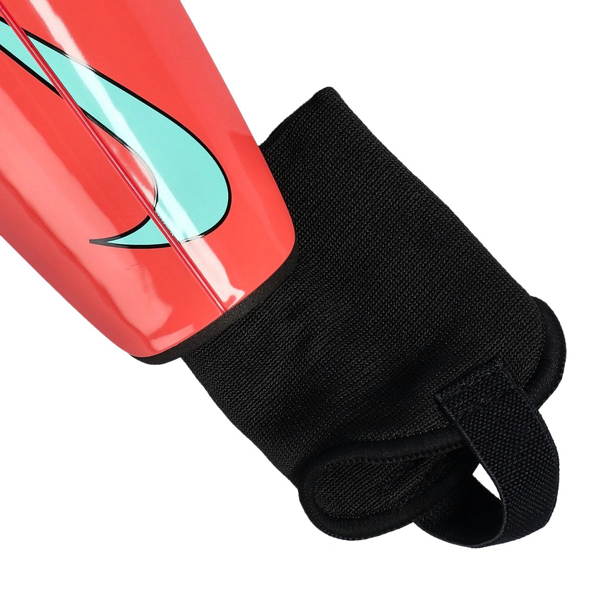 Caneleira Nike Charge Guard Criança