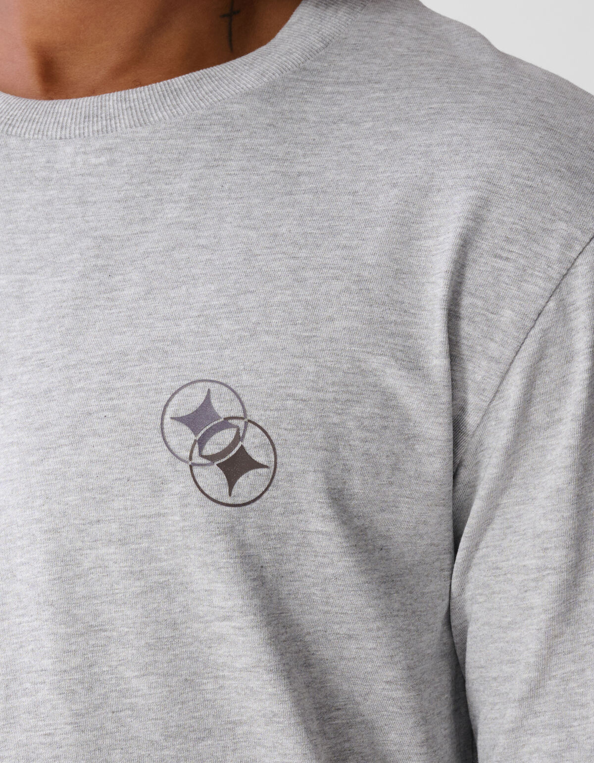 Diagonal T-shirt Lichtgrijs
