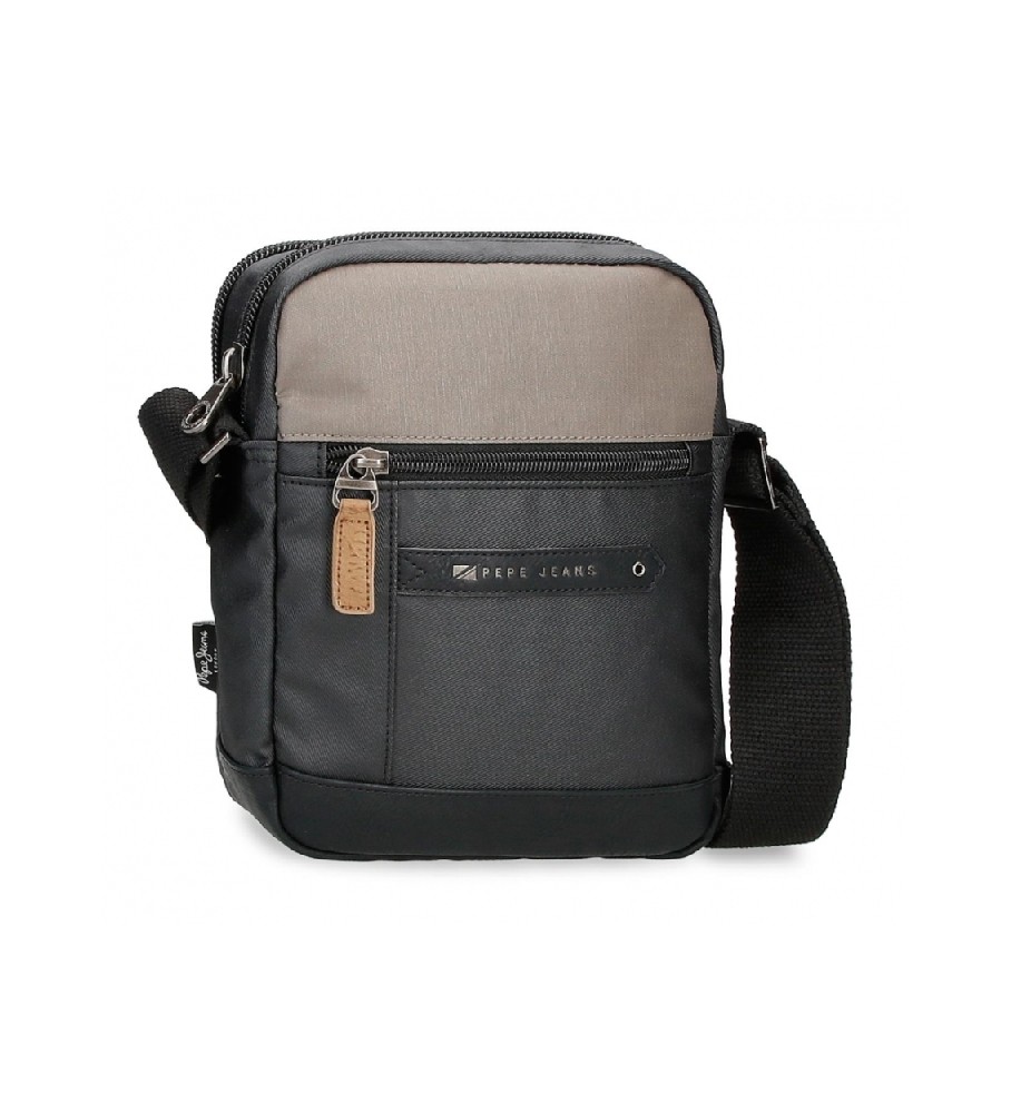 Bolsa de ombro Pepe Jeans com dois compartimentos, modelo Cardiff, preta.