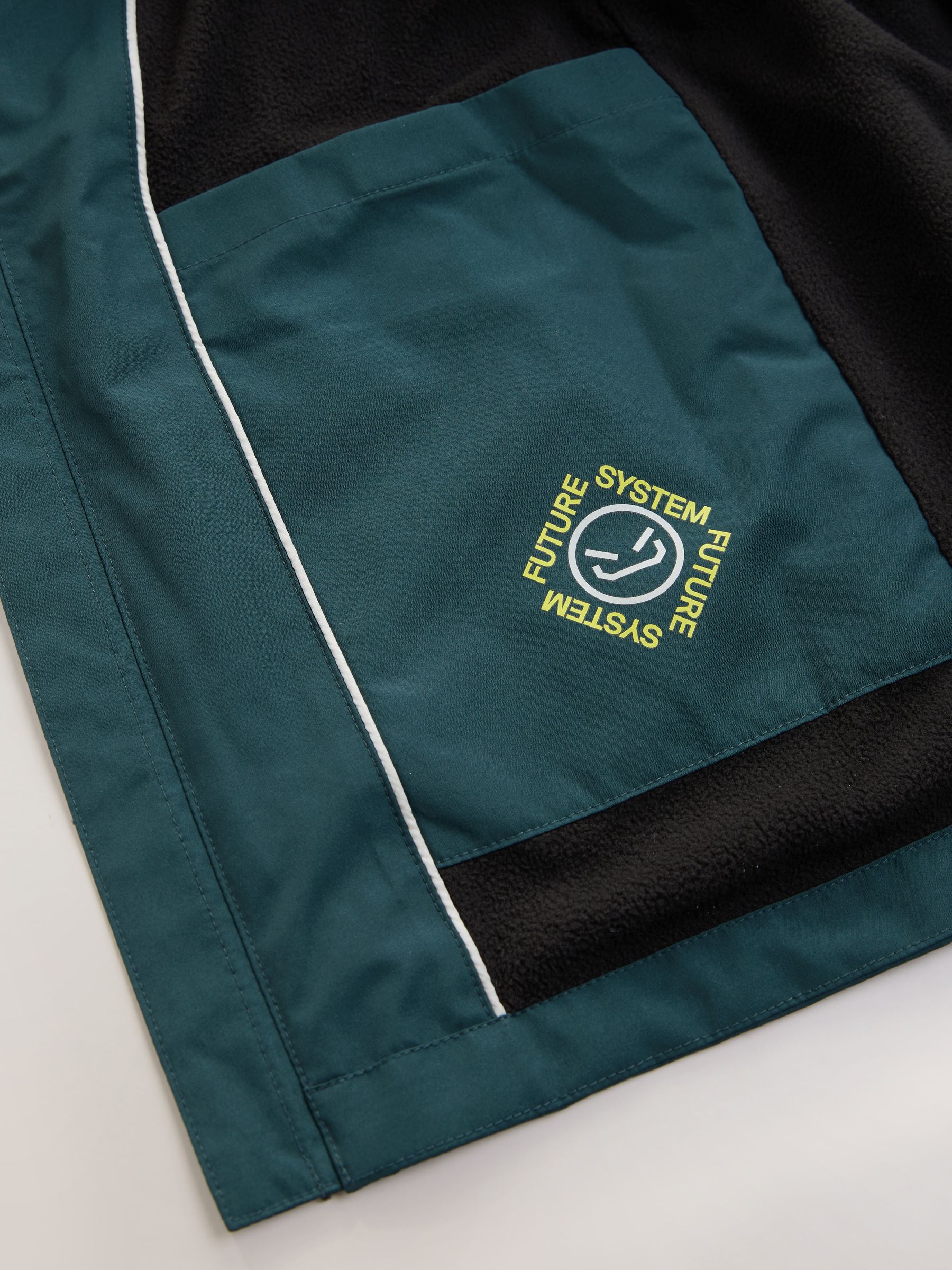 Groen - Waterdichte jas met fleece voering en capuchon (3-17jr)