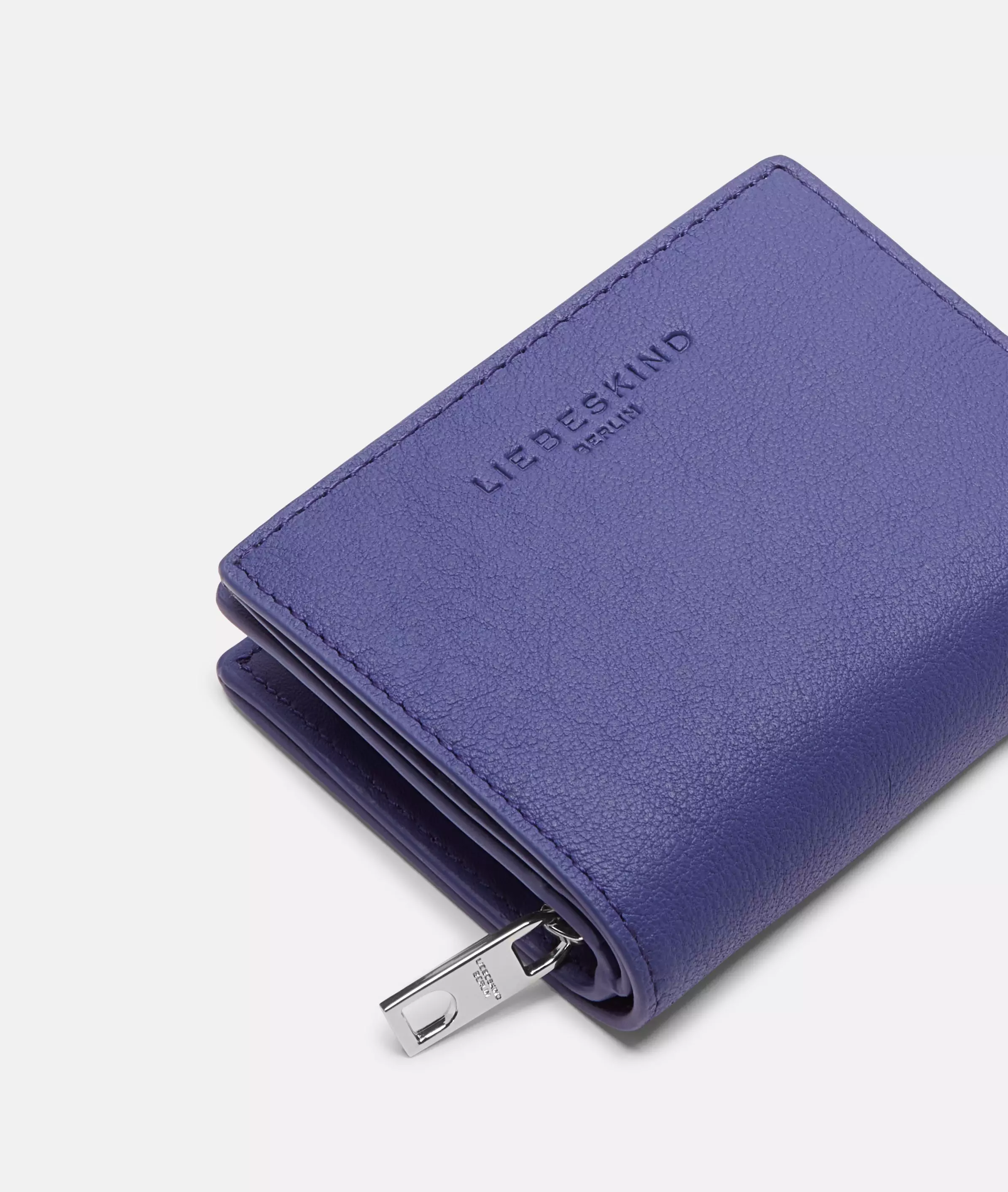 Wallet Spacious leather wallet