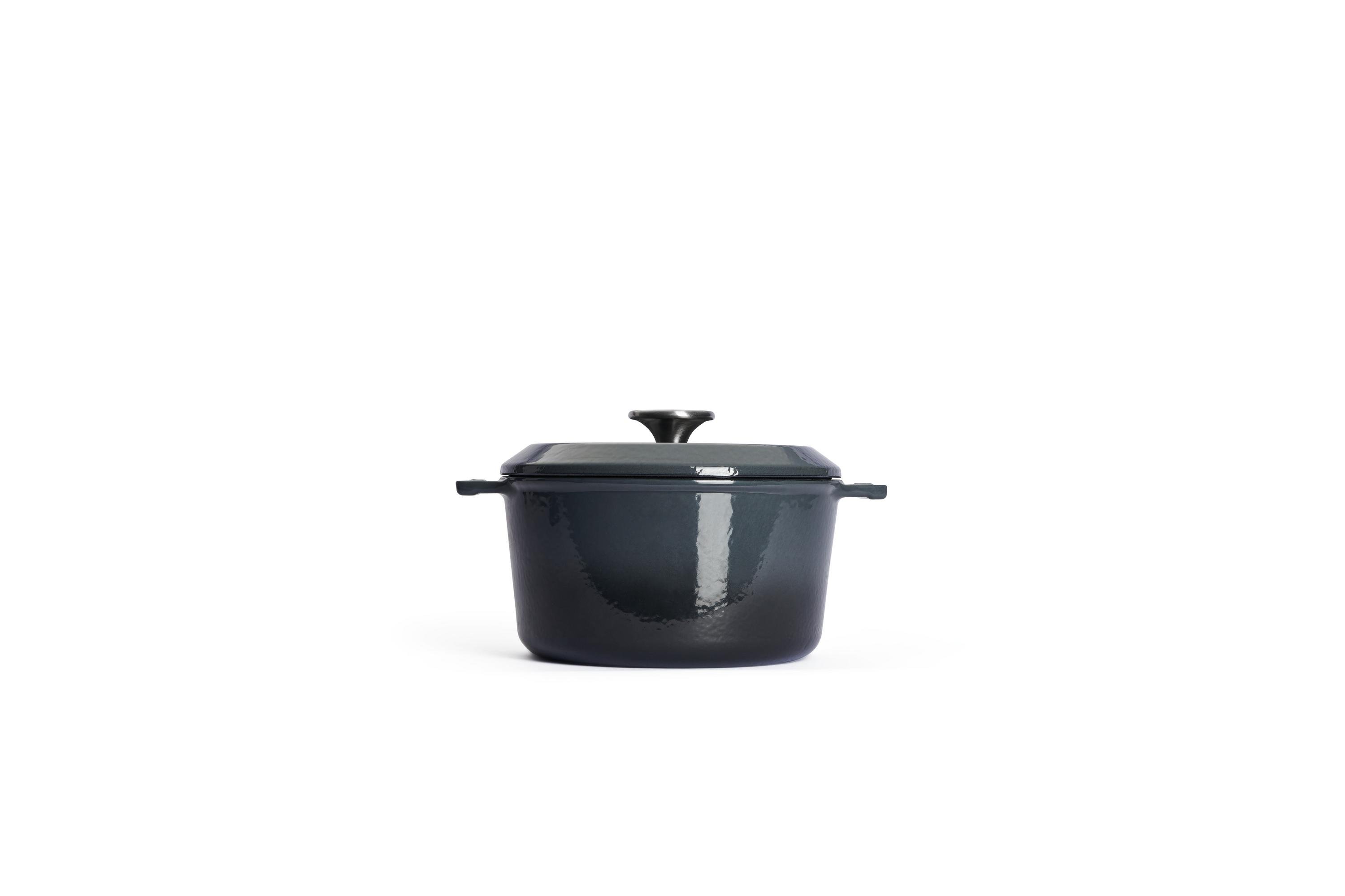 Iron Servierpfanne, Ø 20 cm, und Gusstopf, Ø 20 cm - Farbe: Carbon Grey von WOLL