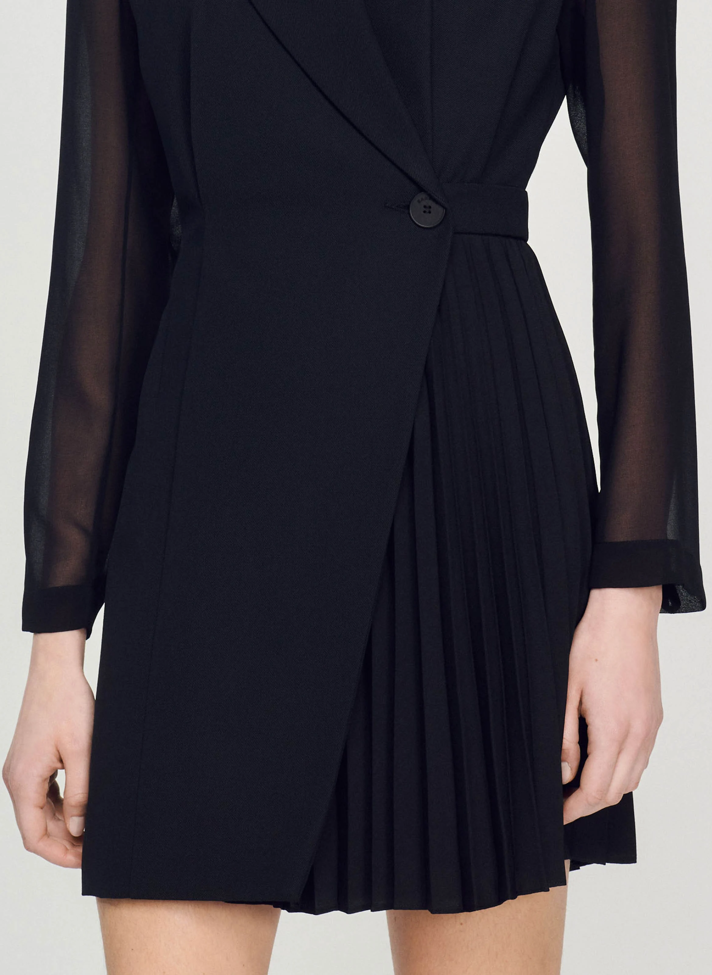 Robe courte col tailleur| Noir