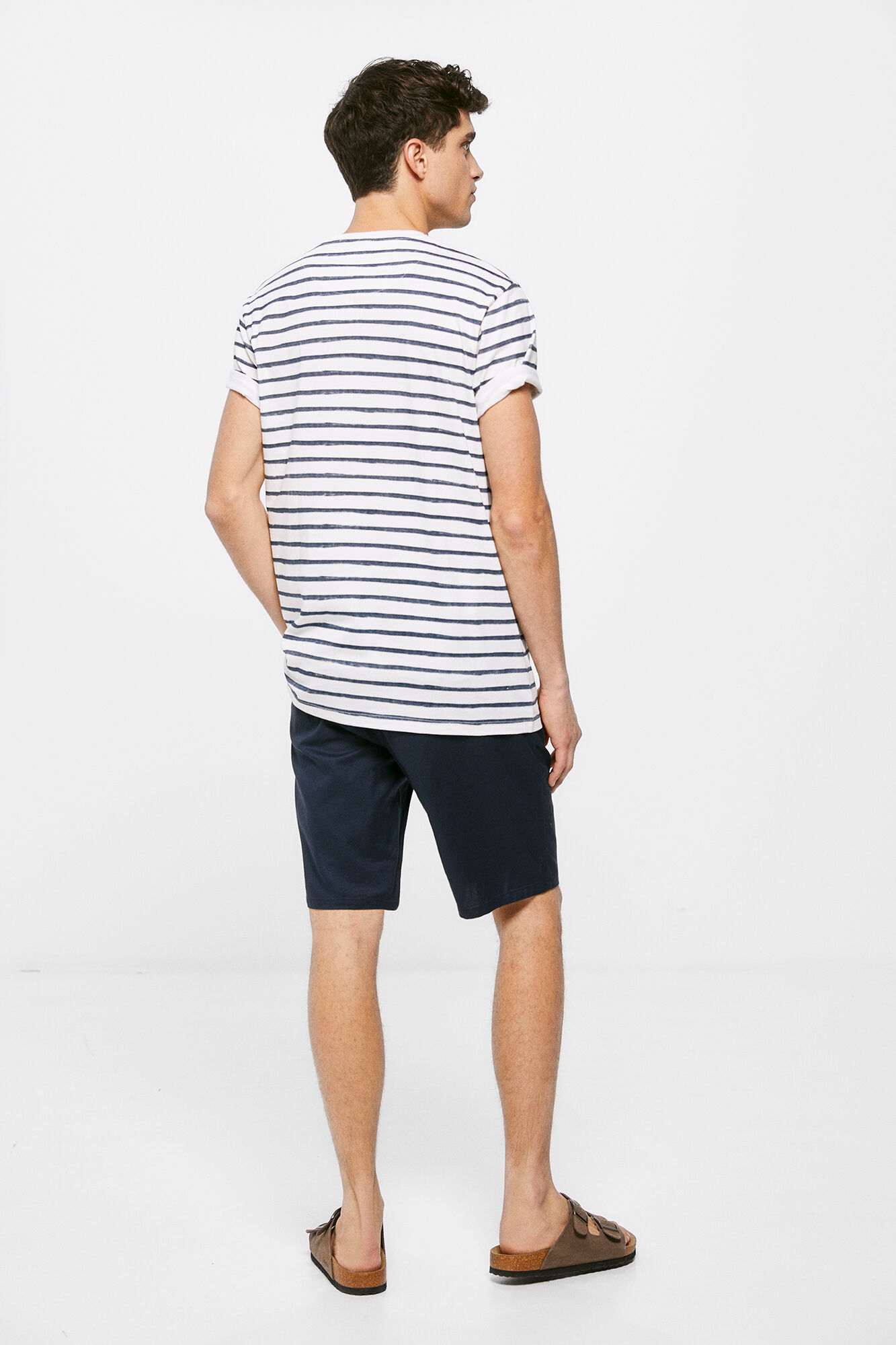 Bermuda de linho com debrum - azul marinho