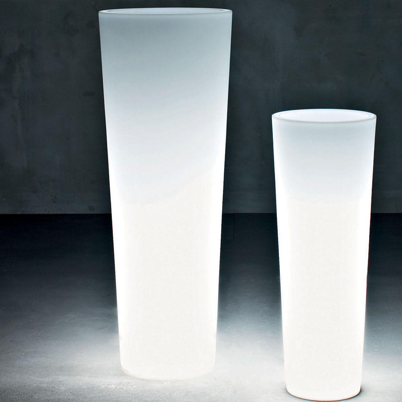 Serralunga Pot lumineux newpot design par paolo rizzatto beige - D.44x120 cm