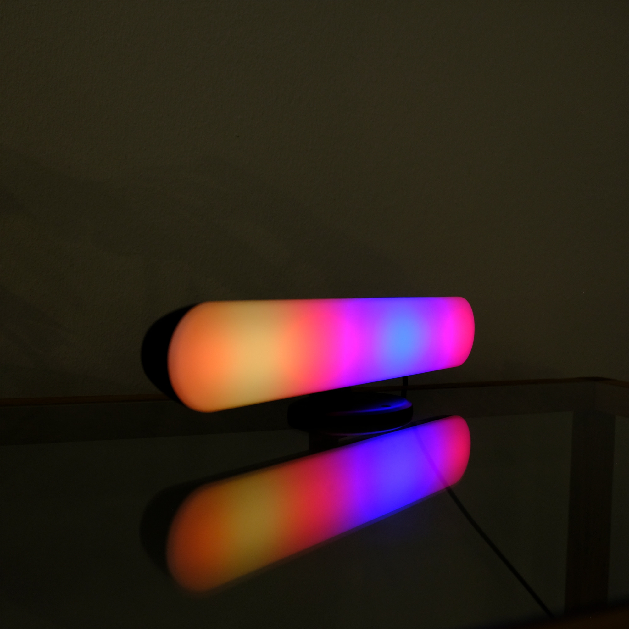 Megalight LED Lightbar Beleuchtung für TV, PC und Mobilar mit verschiedenen Farbmodi 2 Meter