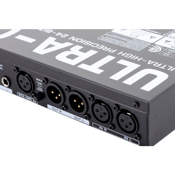 Behringer DEQ2496 Ultra-Curve Pro Mastering-Prozessor