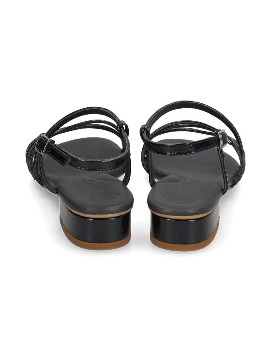 Lackleder Sandale