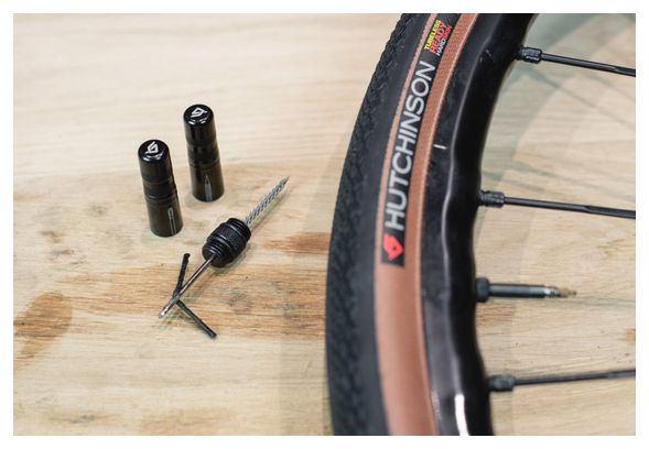 Kit de Réparation Tubeless Hutchinson Outil   10 Mèches