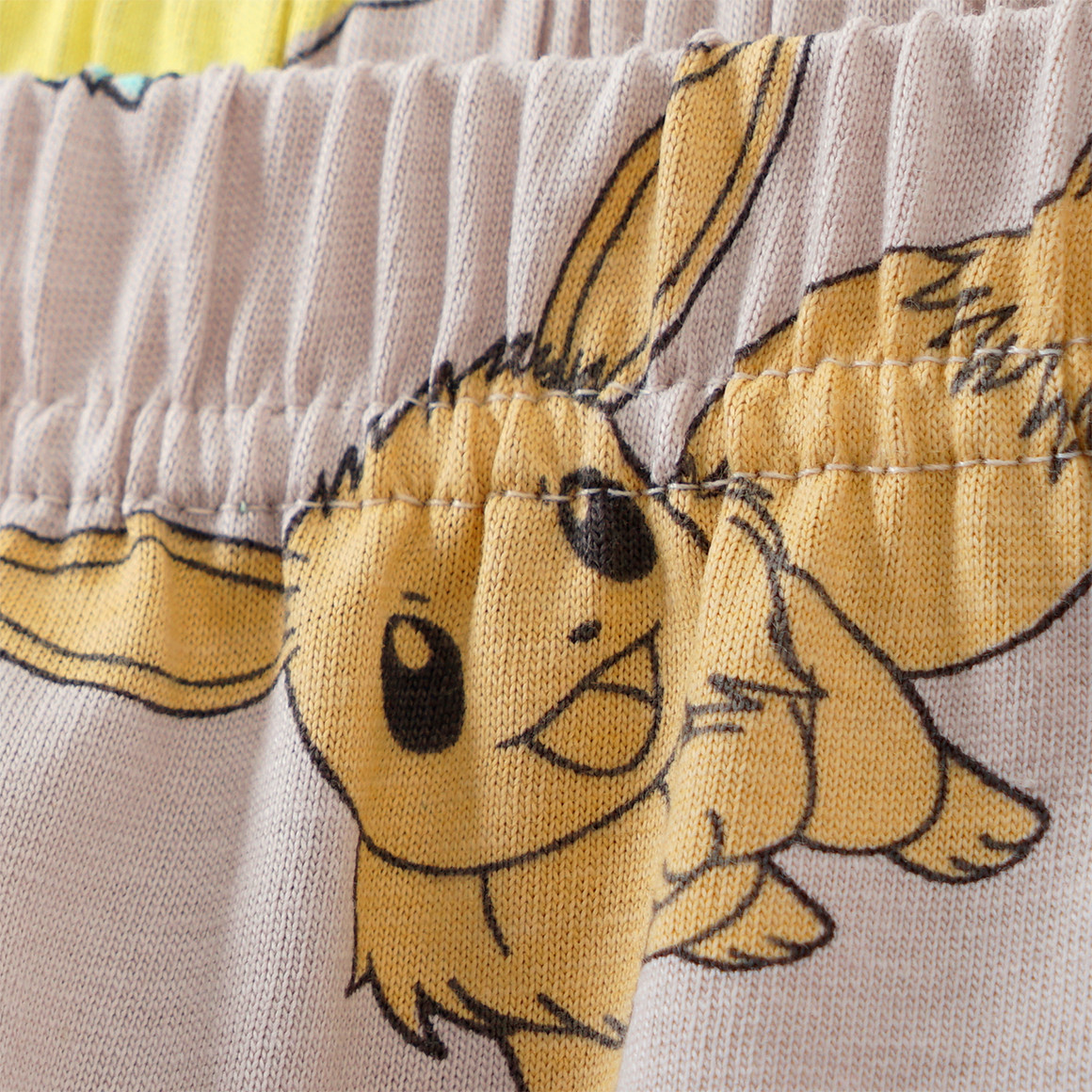 Topolino Pokémon Shorty mit Print hellrosa / beige