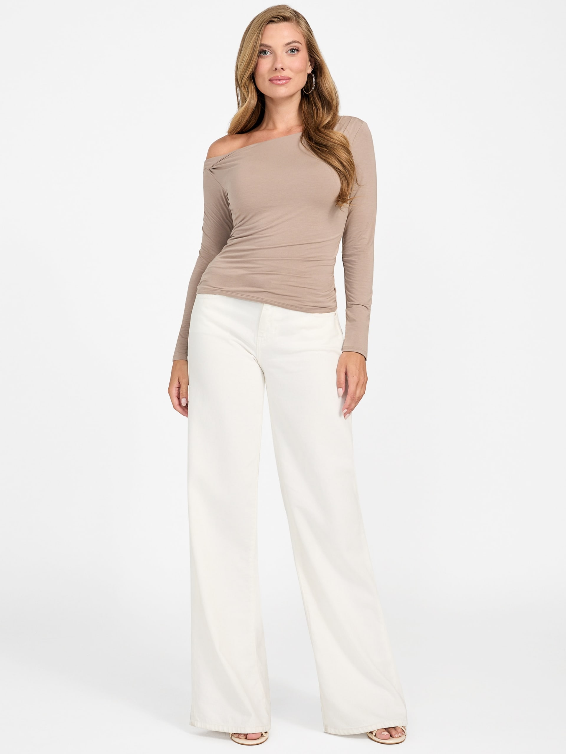 Blusa Eco Julianna com ombros à mostra