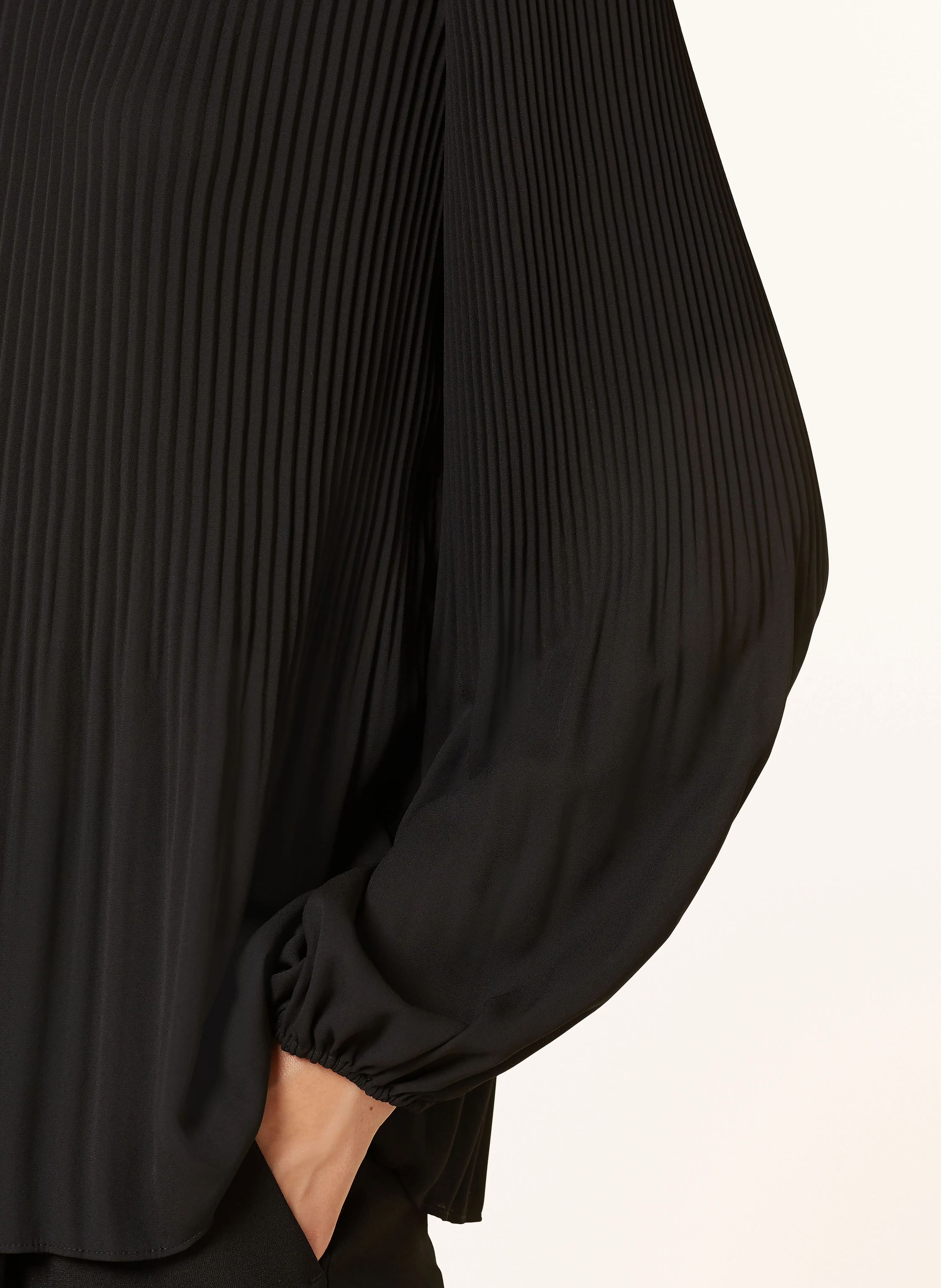 s.Oliver BLACK LABEL Blusenshirt aus Plissee