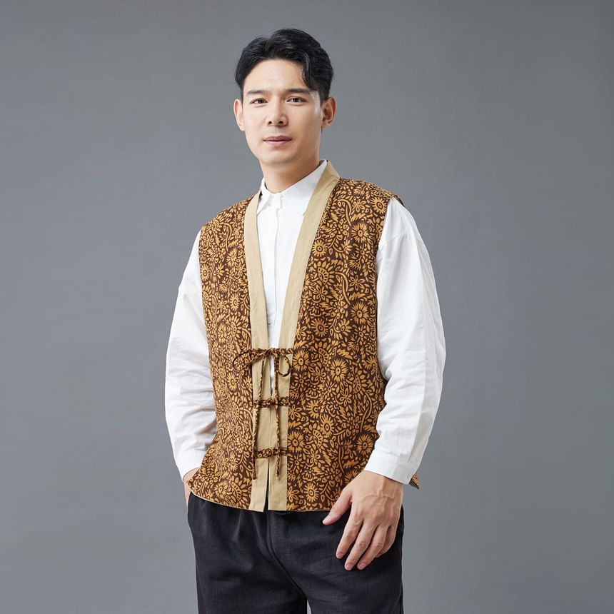 Sparrow Farm - V-hals vest met patroon en kikkerknopen