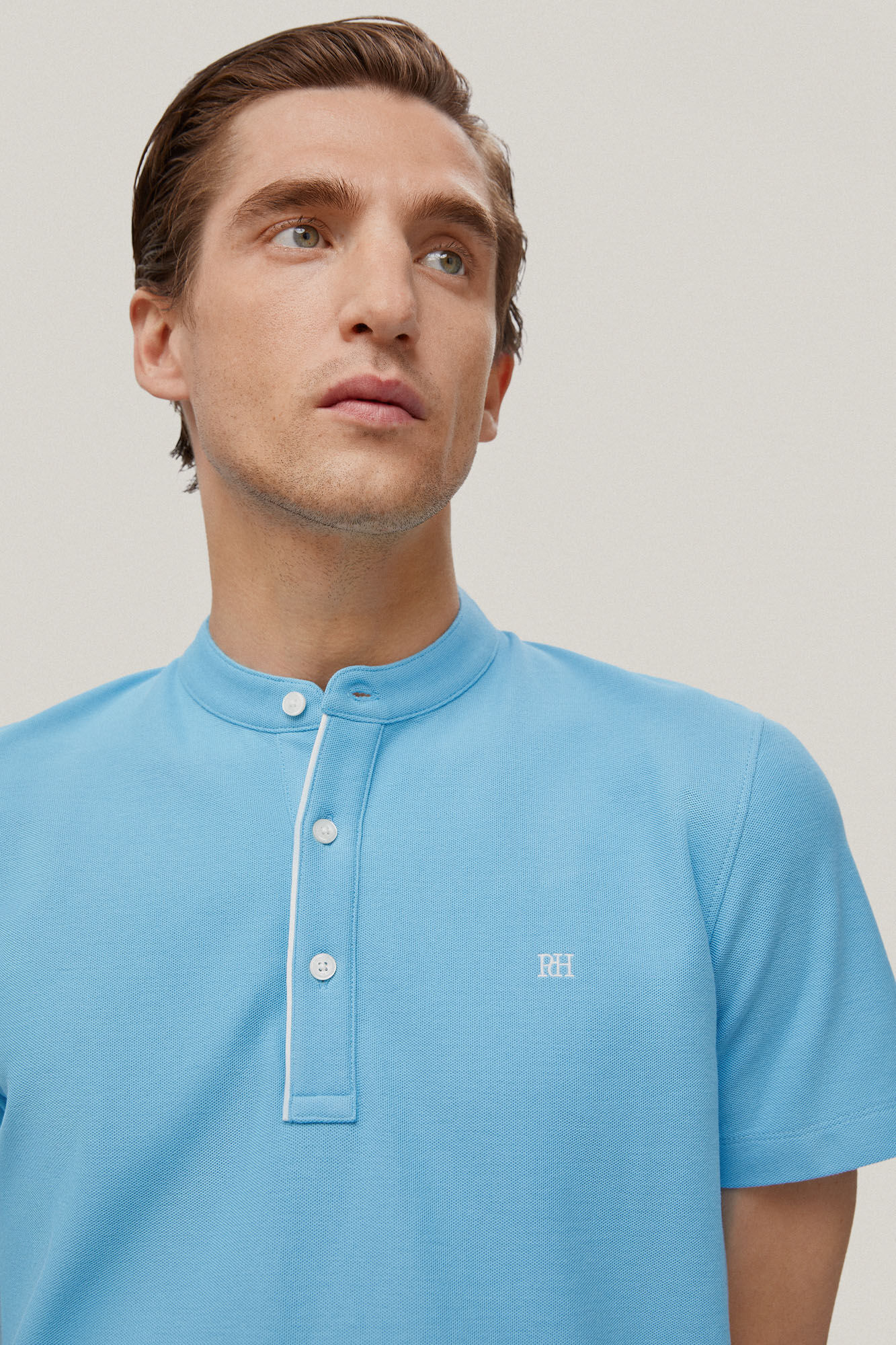 Camisa polo com gola mandarim e acabamento anti-odor - Azul