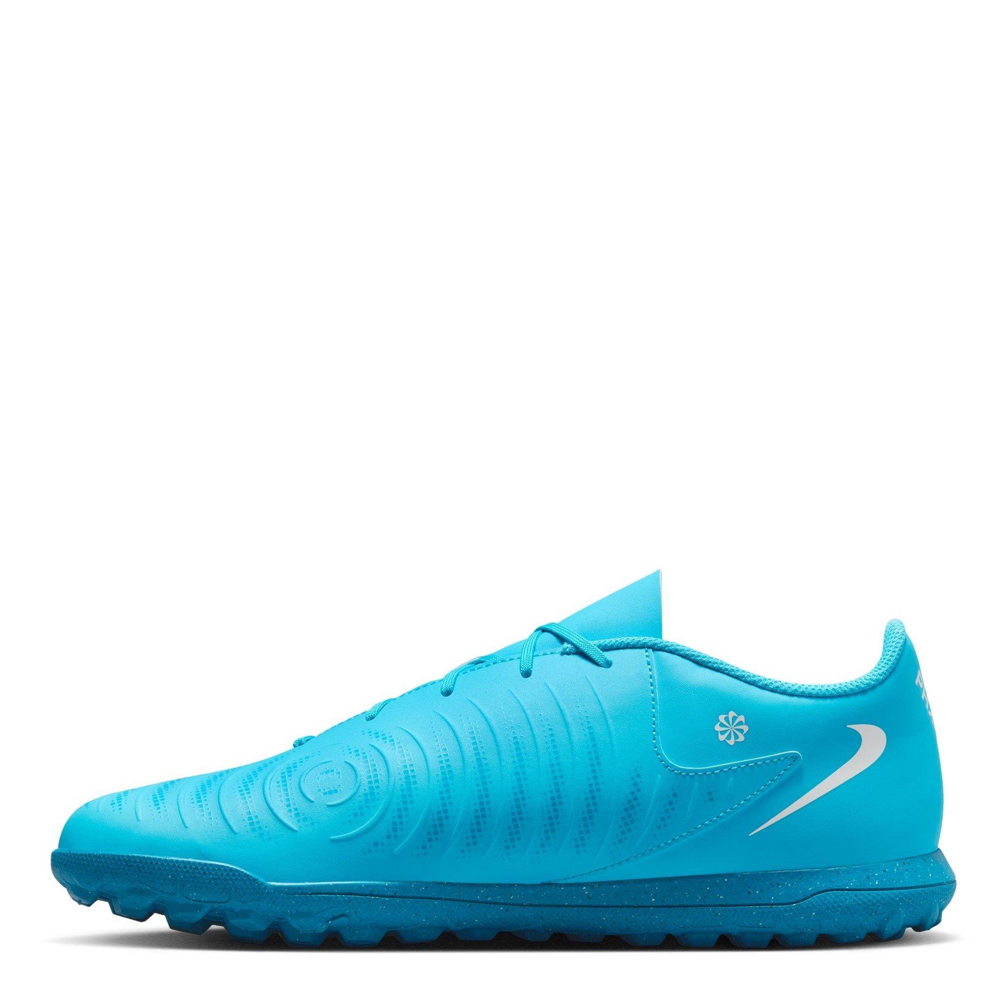 Nike Phantom GX II Club Astro Turf Football Boots