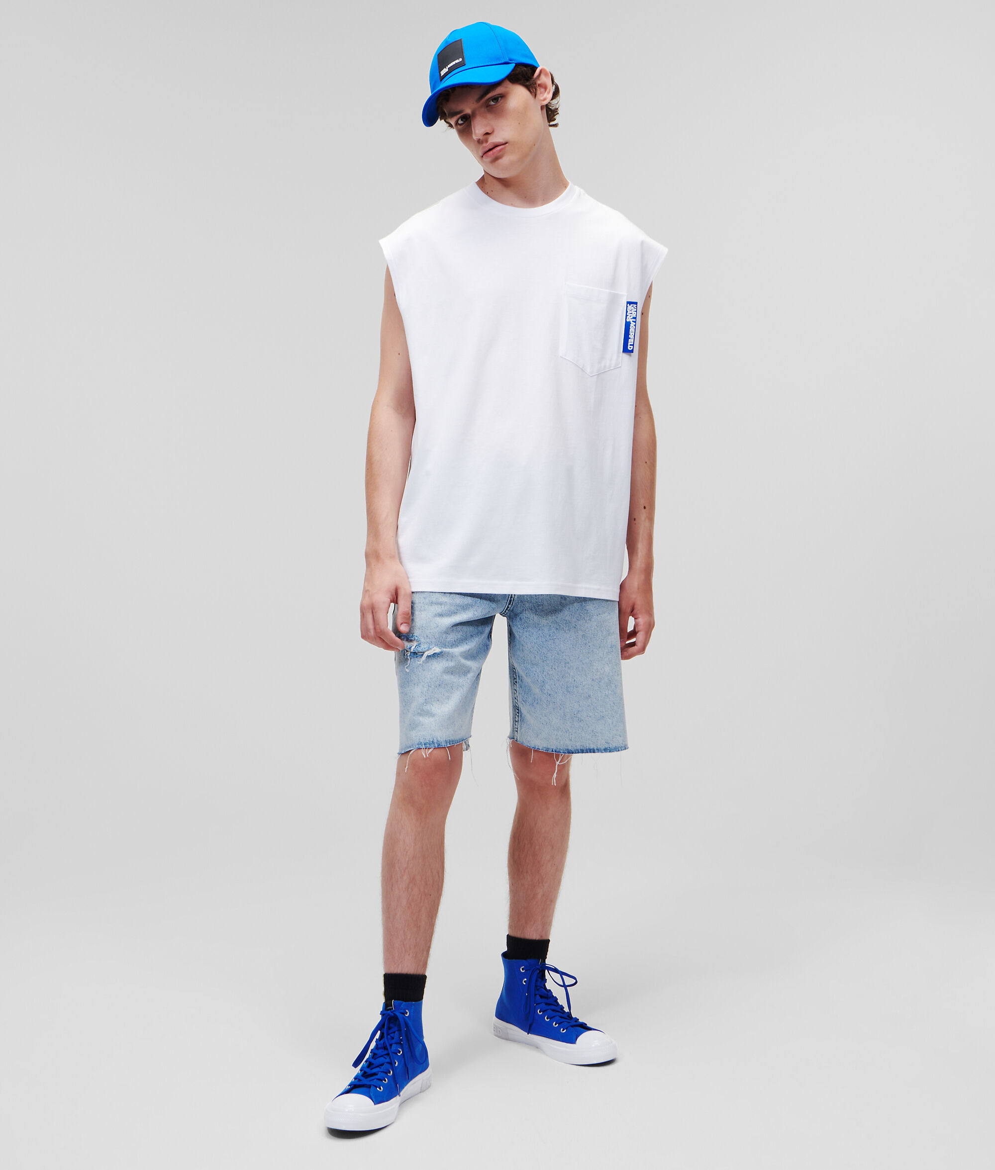 SHORT EN JEAN EFFET USÉ DÉCONTRACTÉ