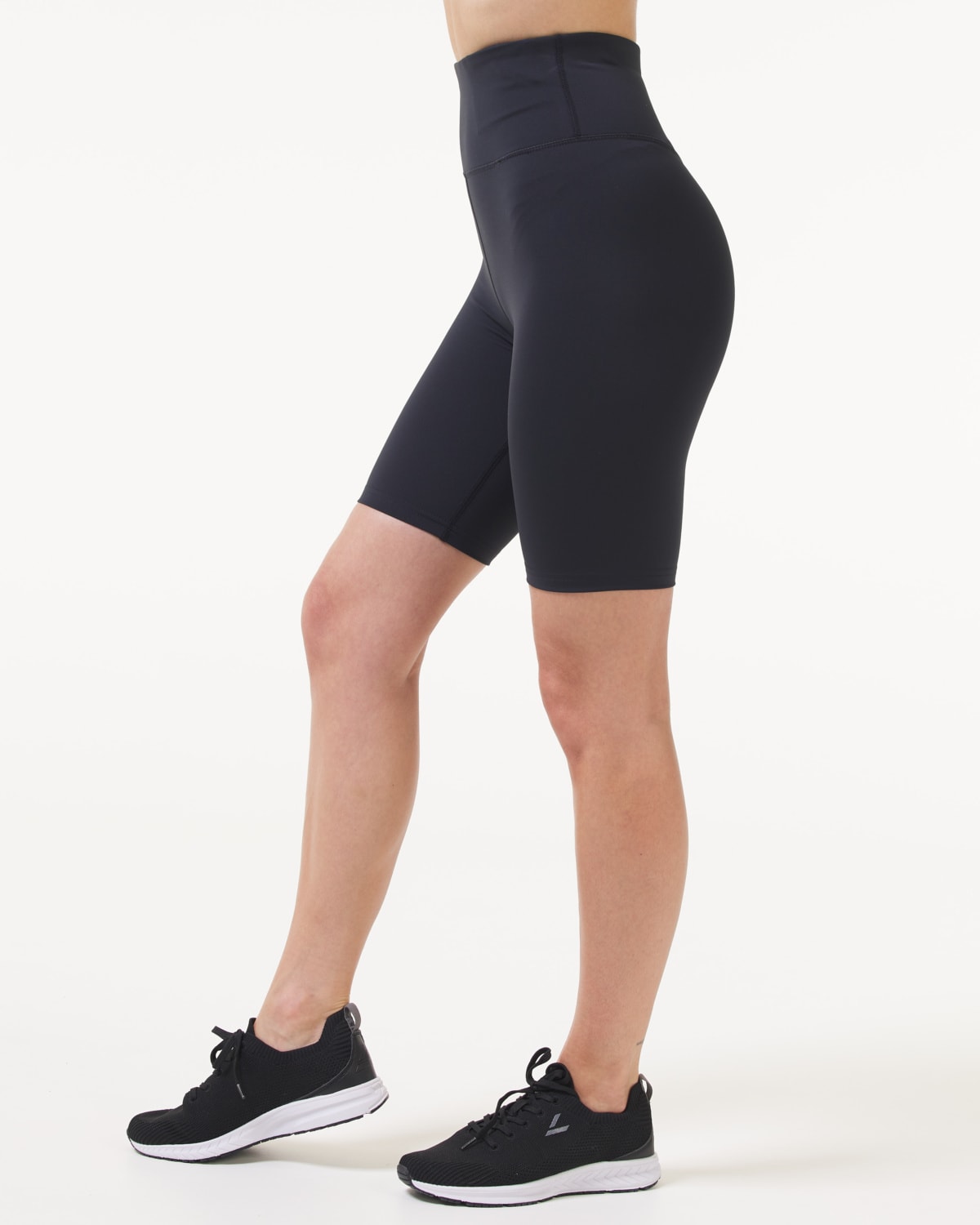 LEVITY Rewind Biker Shorts Black