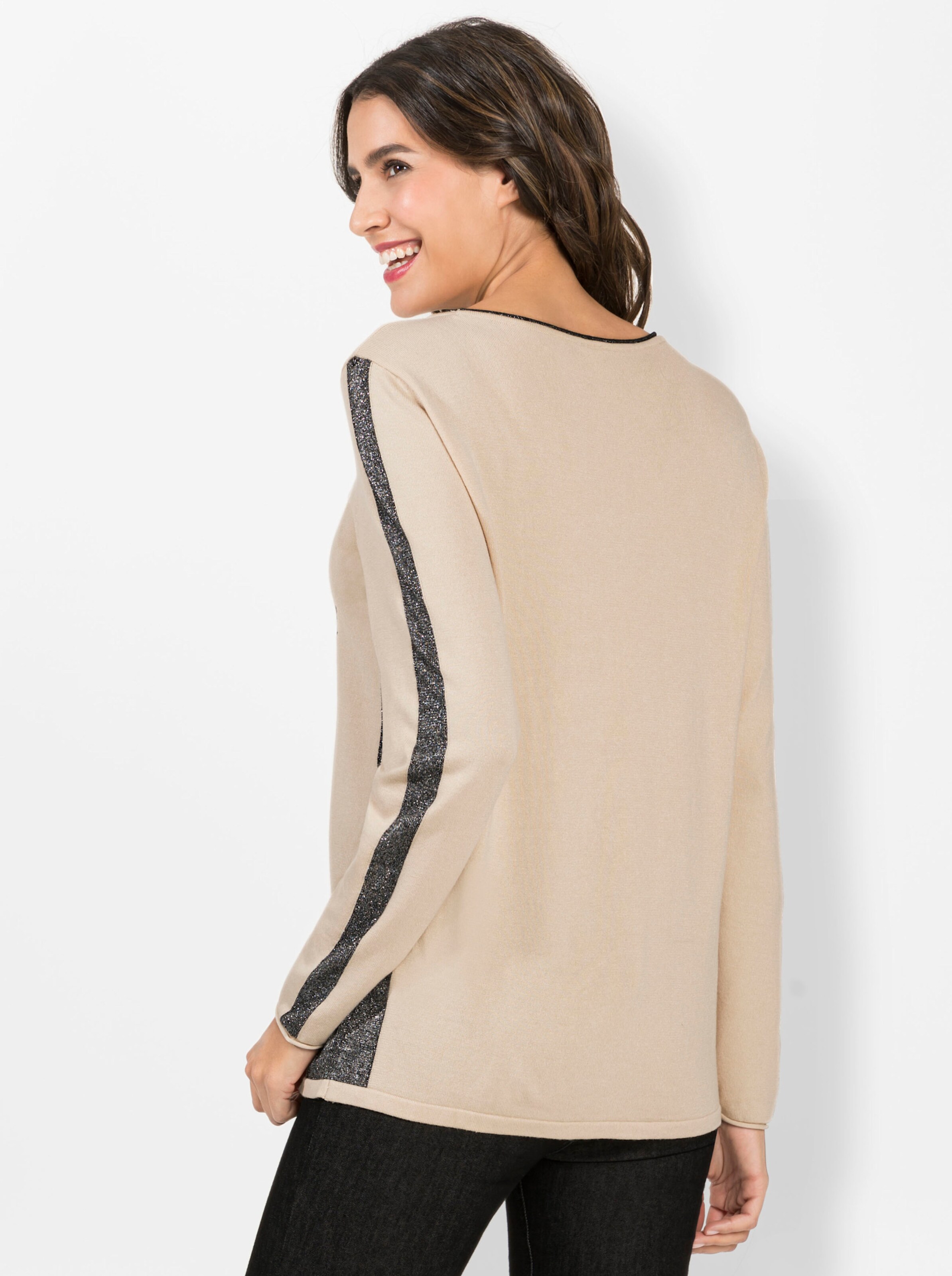 Strickpullover in sand-schwarz-bedruckt