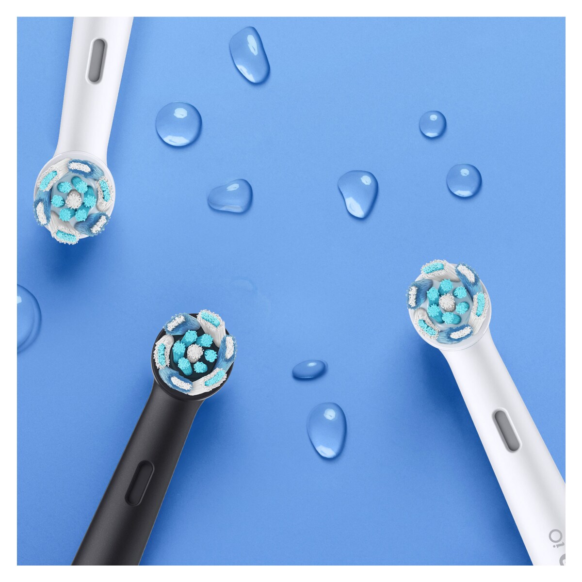 Oral-B iO Series 5, elektrische Zahnbürste mit Magnet-Technologie, 5 Putzmodi, LED-Anzeige & Reiseetui, Quite White