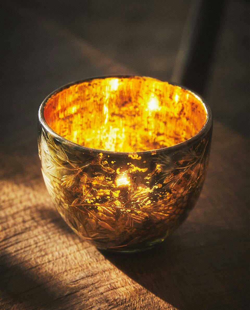 Porta-velas pequeno de vidro mercurizado para o Natal