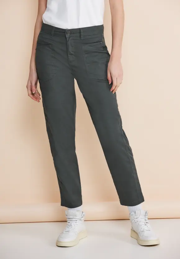 Casual Fit Cargohose - marshy green