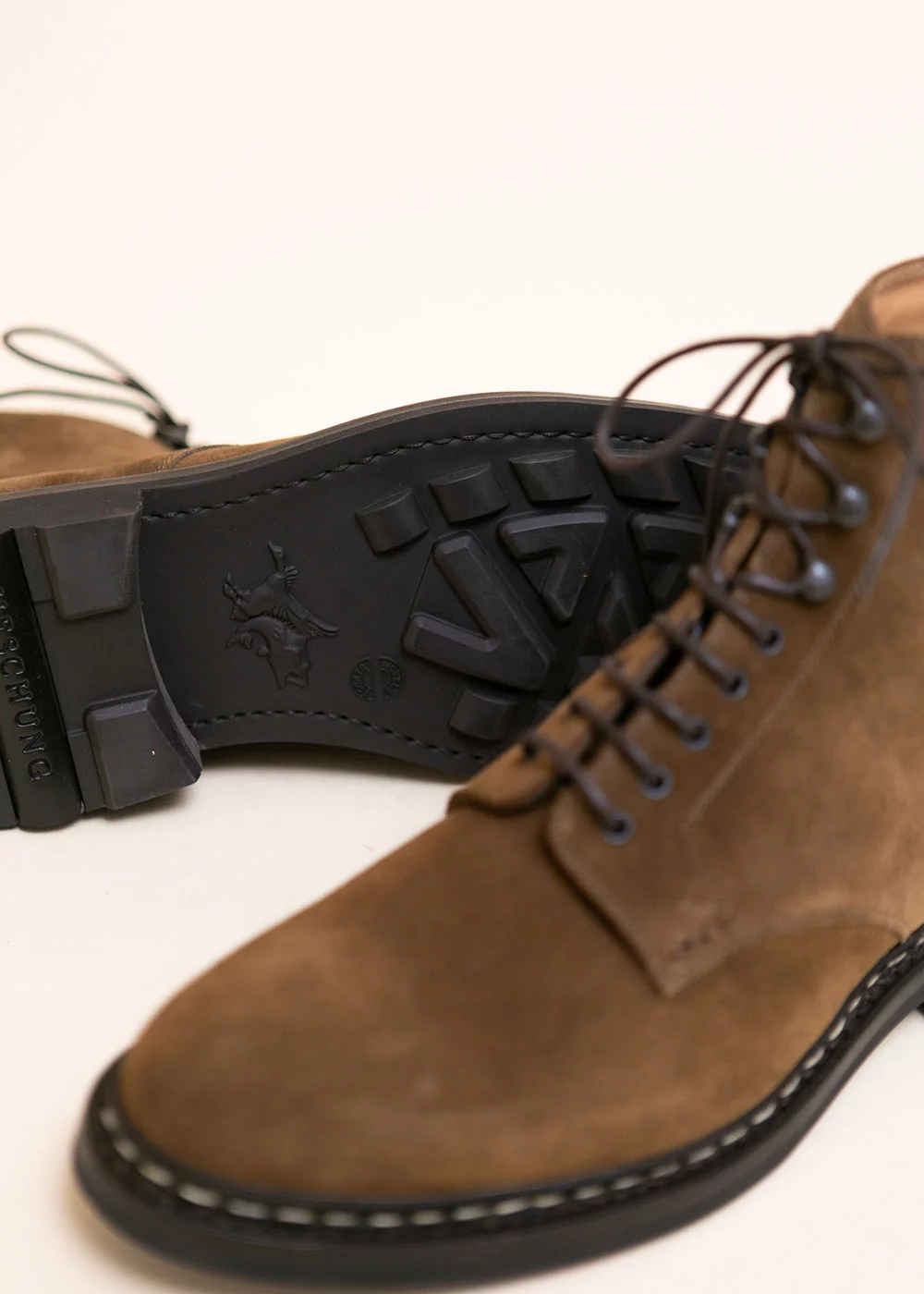 BOOTS HETRE HYDROVELOURS TABAC