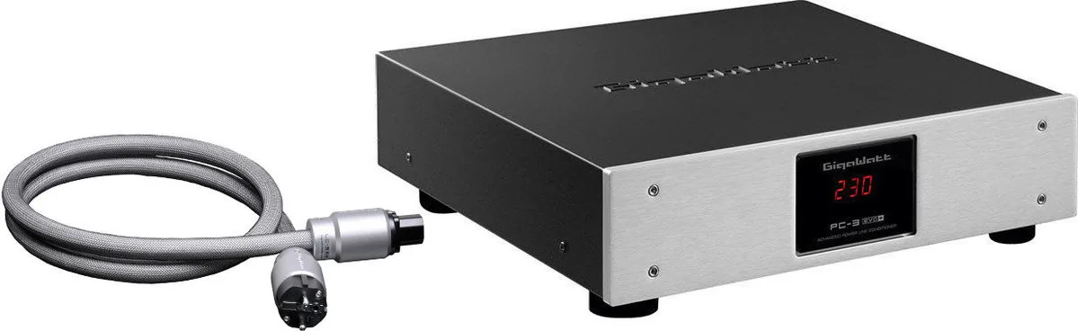 GigaWatt PC-3 SE EVO  Noir avec câble PowerSync Ultra (1,5 m) Conditionneurs secteur