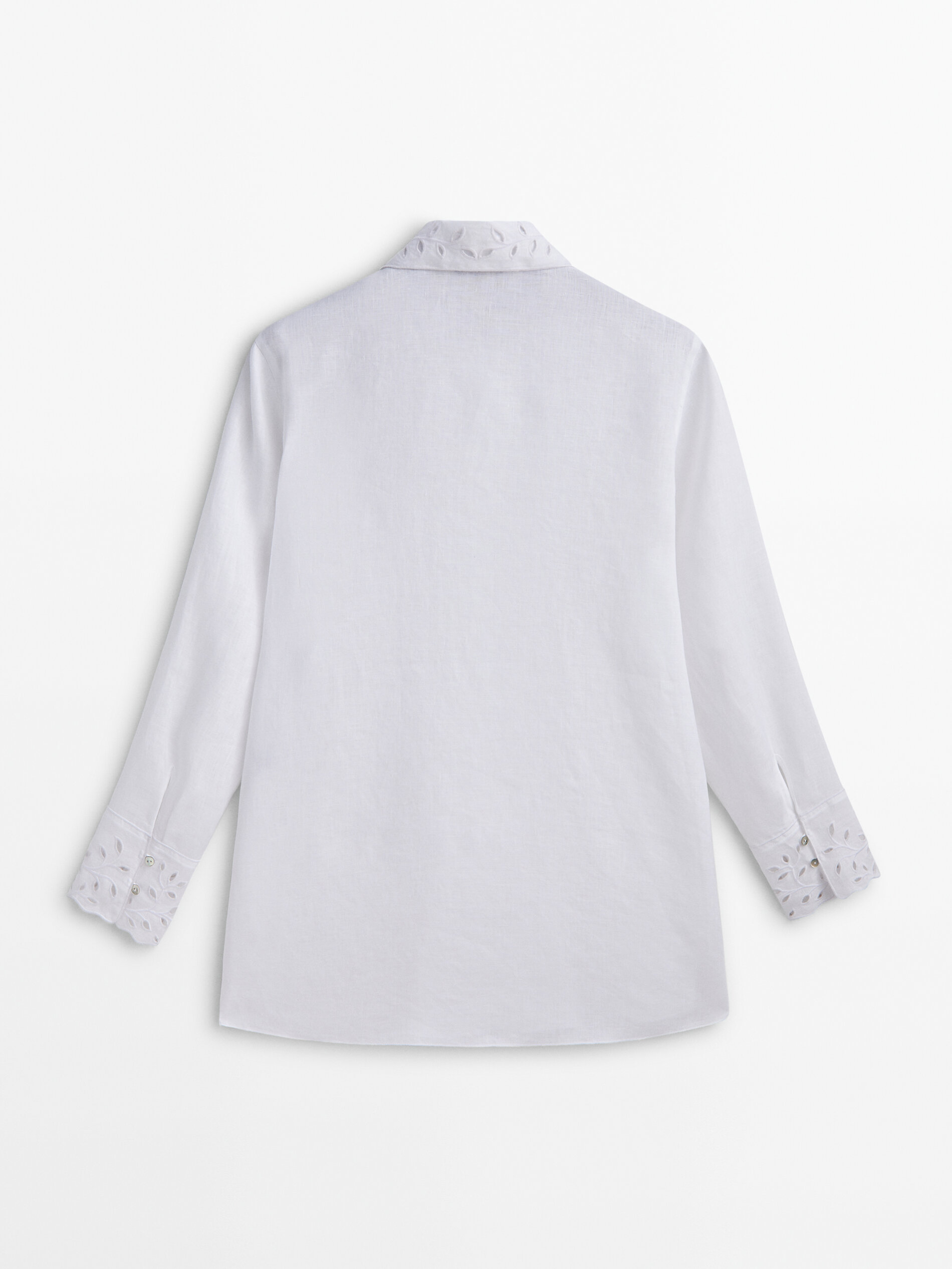 Camisa de linho bordada e perfurada - BRANCA
