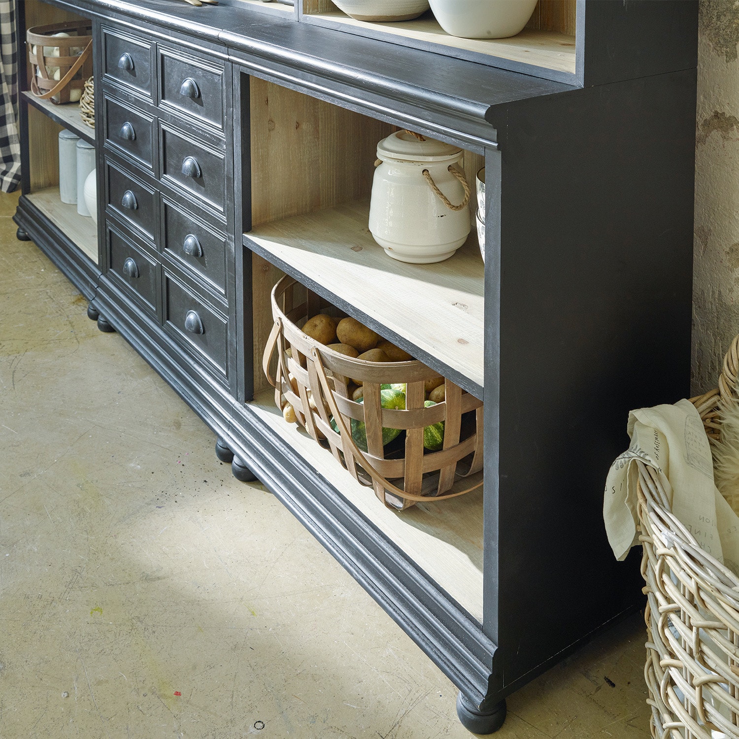 Schrank Shrewsbury schwarz