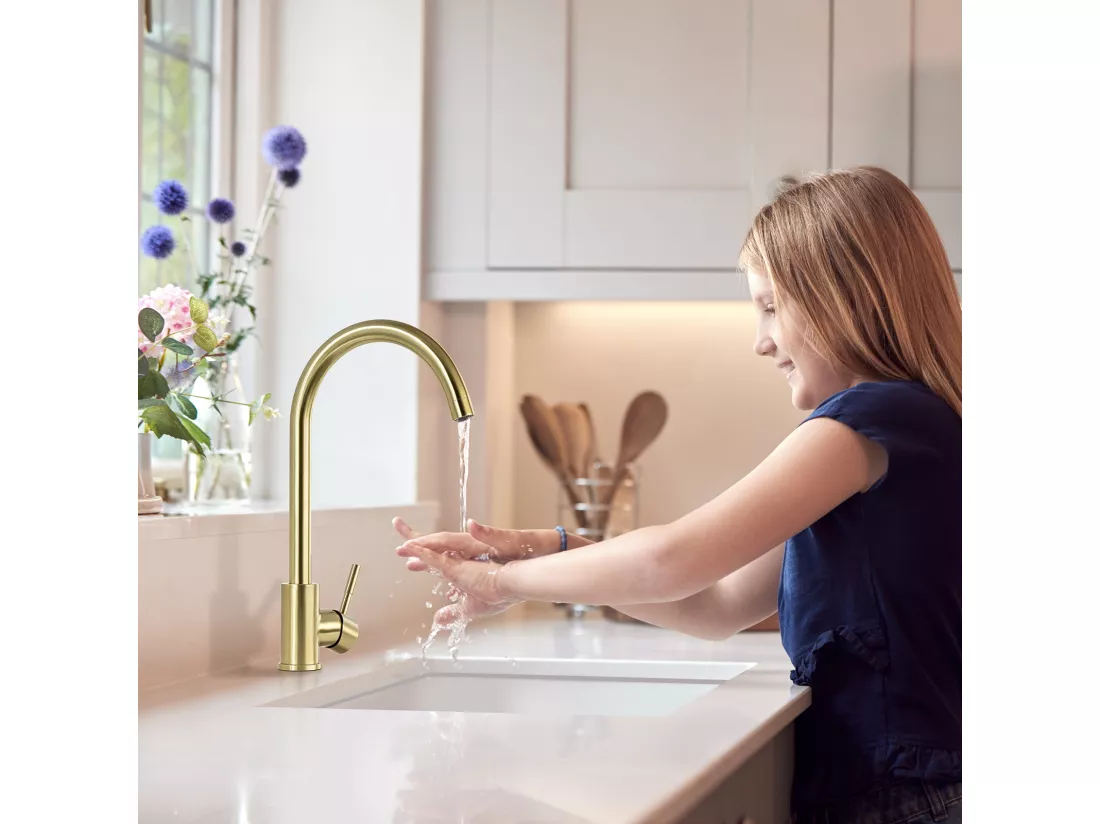 Mitigeur de Cuisine,Doré Brossé,Robinet Evier Rotatif à 360°,Robinet de Cuisine Acier Inox avec Aérateur Démontable,Eau Froide/Chaude,U-Forme