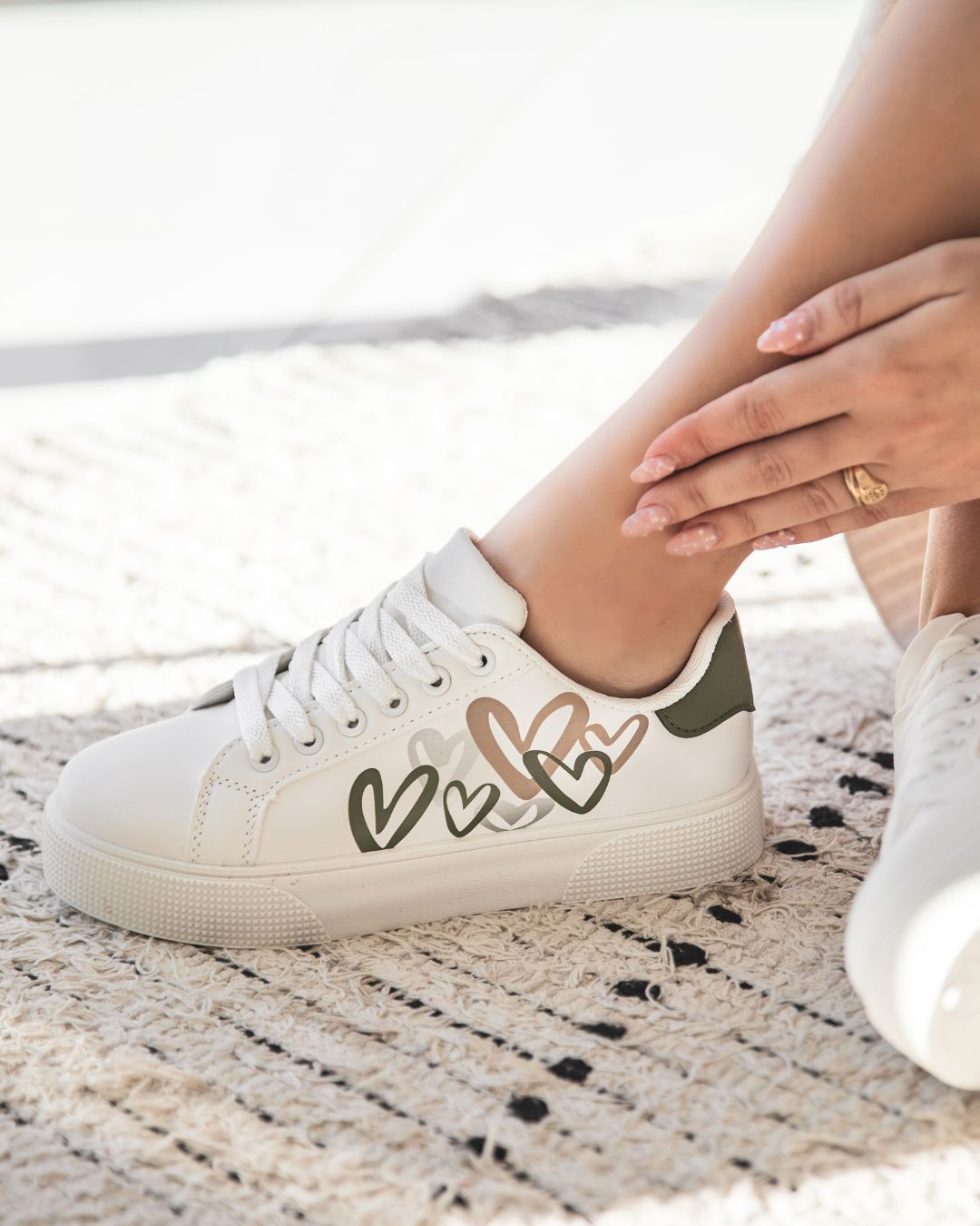 Basket femme blanche kaki à lacets - Gladys