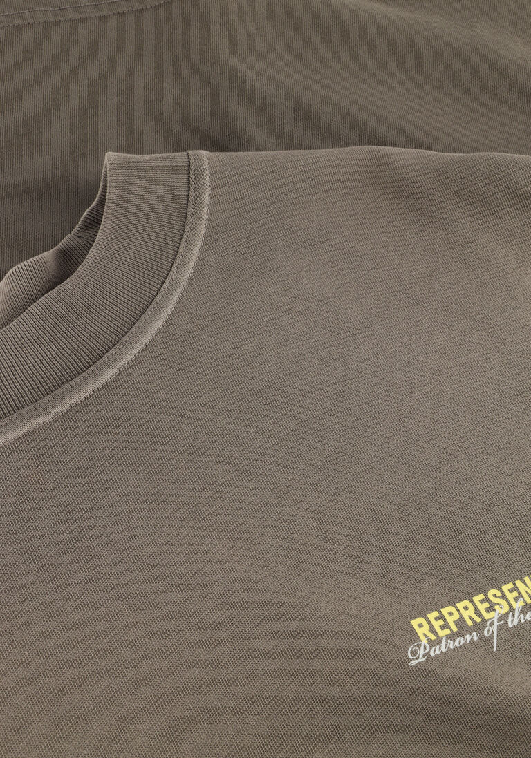 donkergrijze represent t-shirt patron of the club t shirt