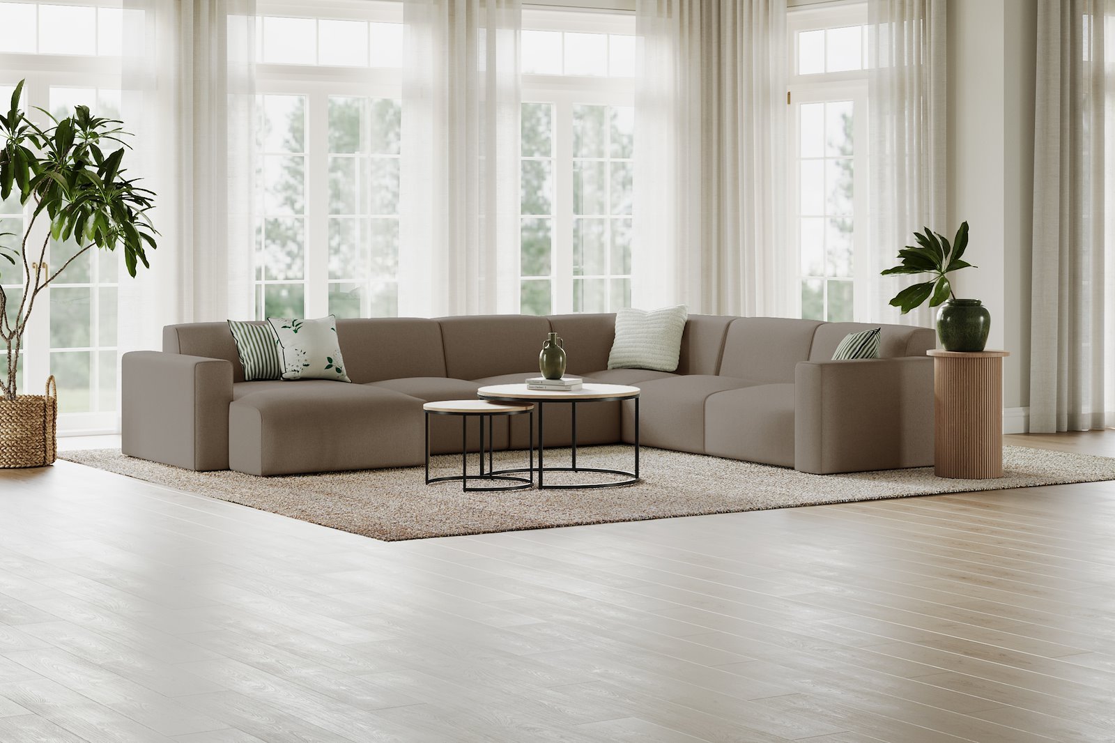 Styl U-sofa Sjeselong venstre, 2-seter og 2-seter høyre. Tekstil Neve 9 Cappuccino med sorte ben.