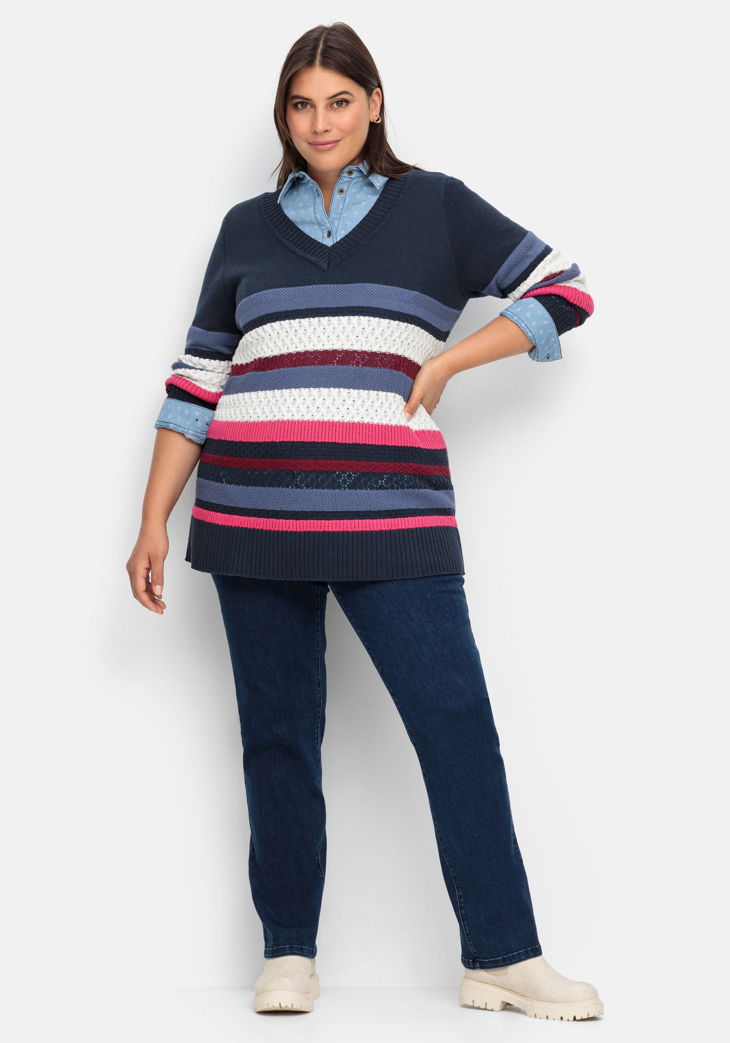 Gestreifter Pullover im Strickmix, mit V-Ausschnitt