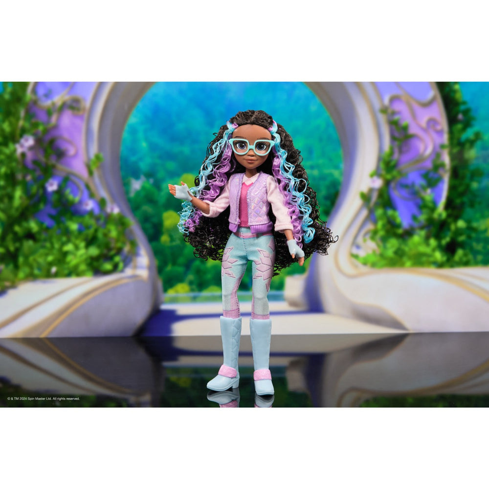 Køb Unicorn Academy Fashion Dukke 24 Cm Layla