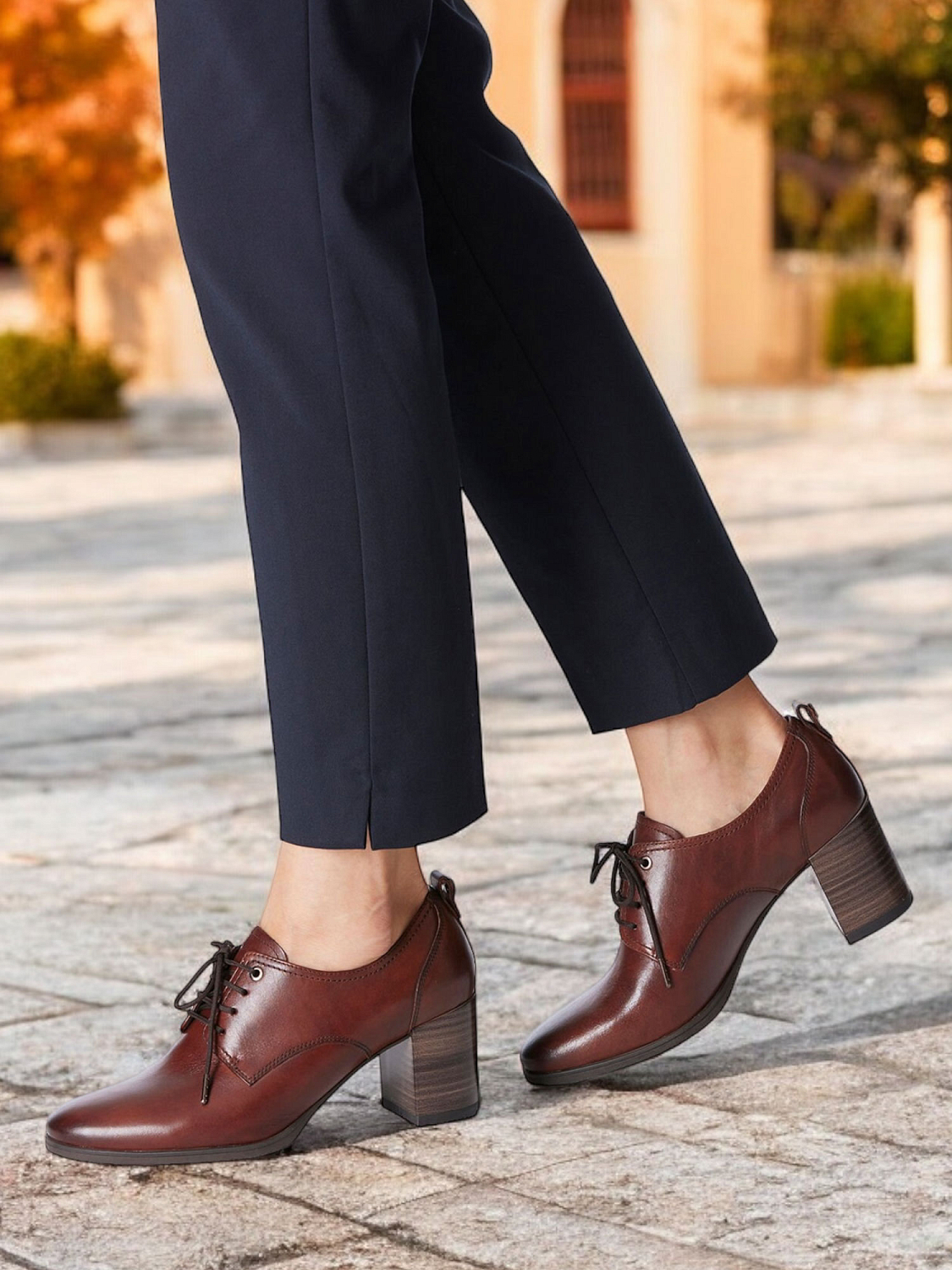 Tamaris Leather Trotteur Brown