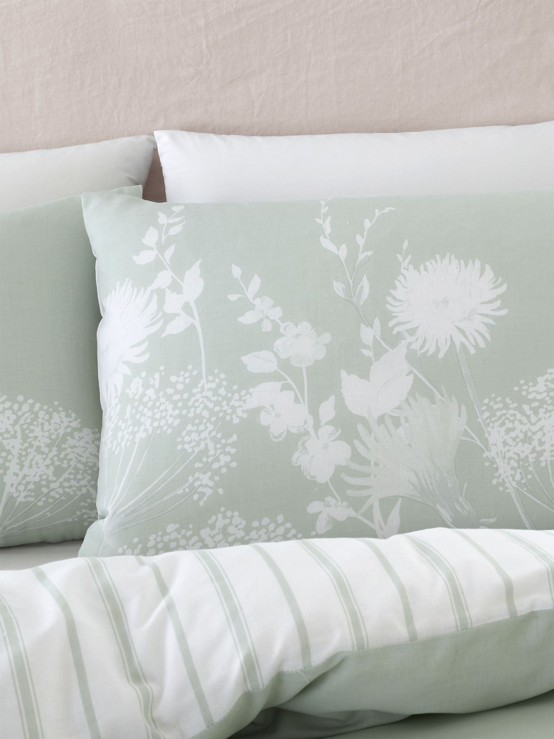 Catherine Lansfield - Meadowsweet omkeerbare dekbedovertrekset met bloemenprint