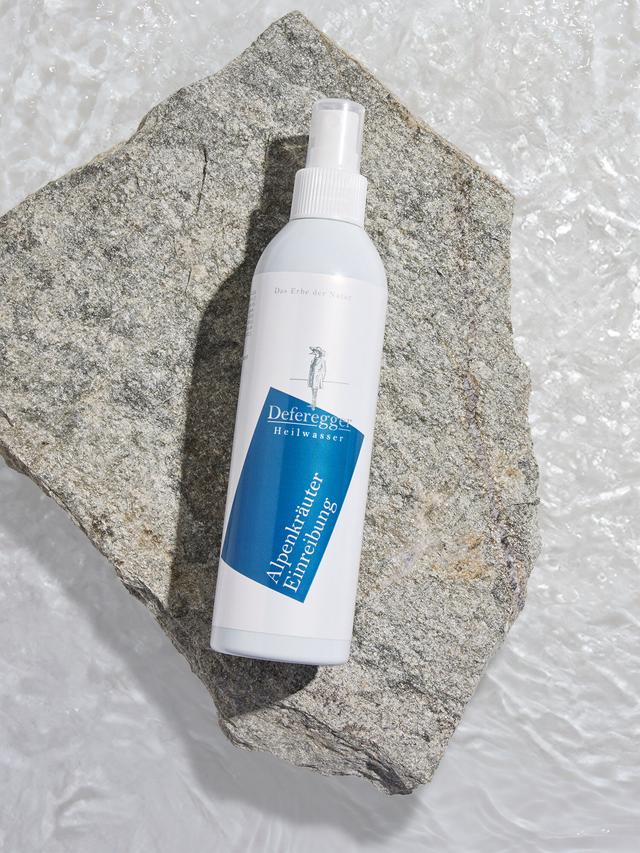 Deferegger Heilwasser Alpenkräuter Einreibung Spray, 250 ml
