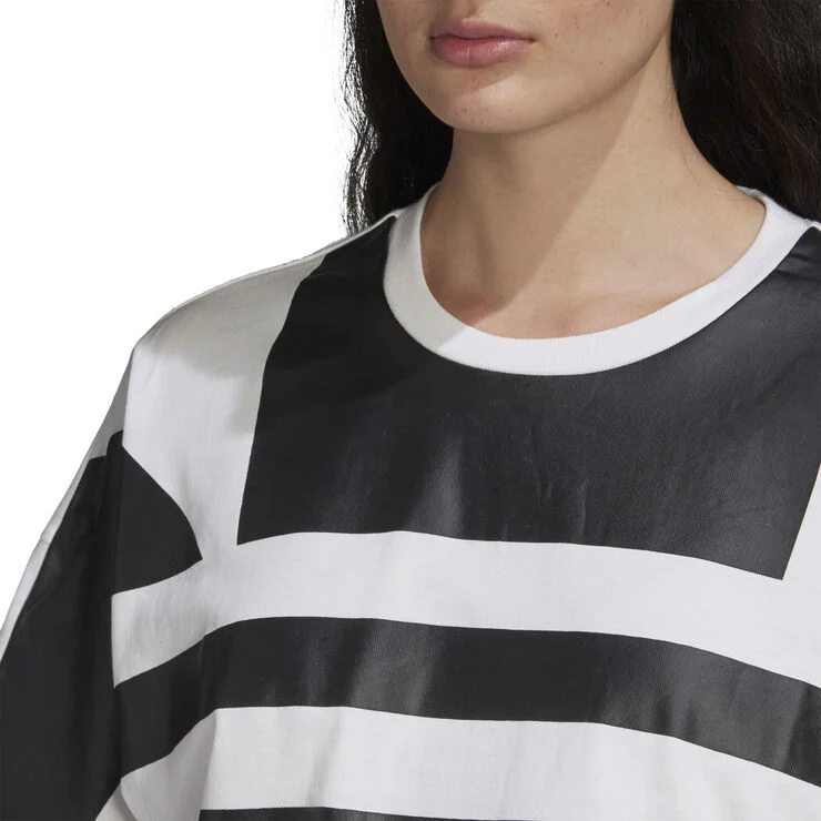 adidas Large Logo Cropped T-Shirt Hvid