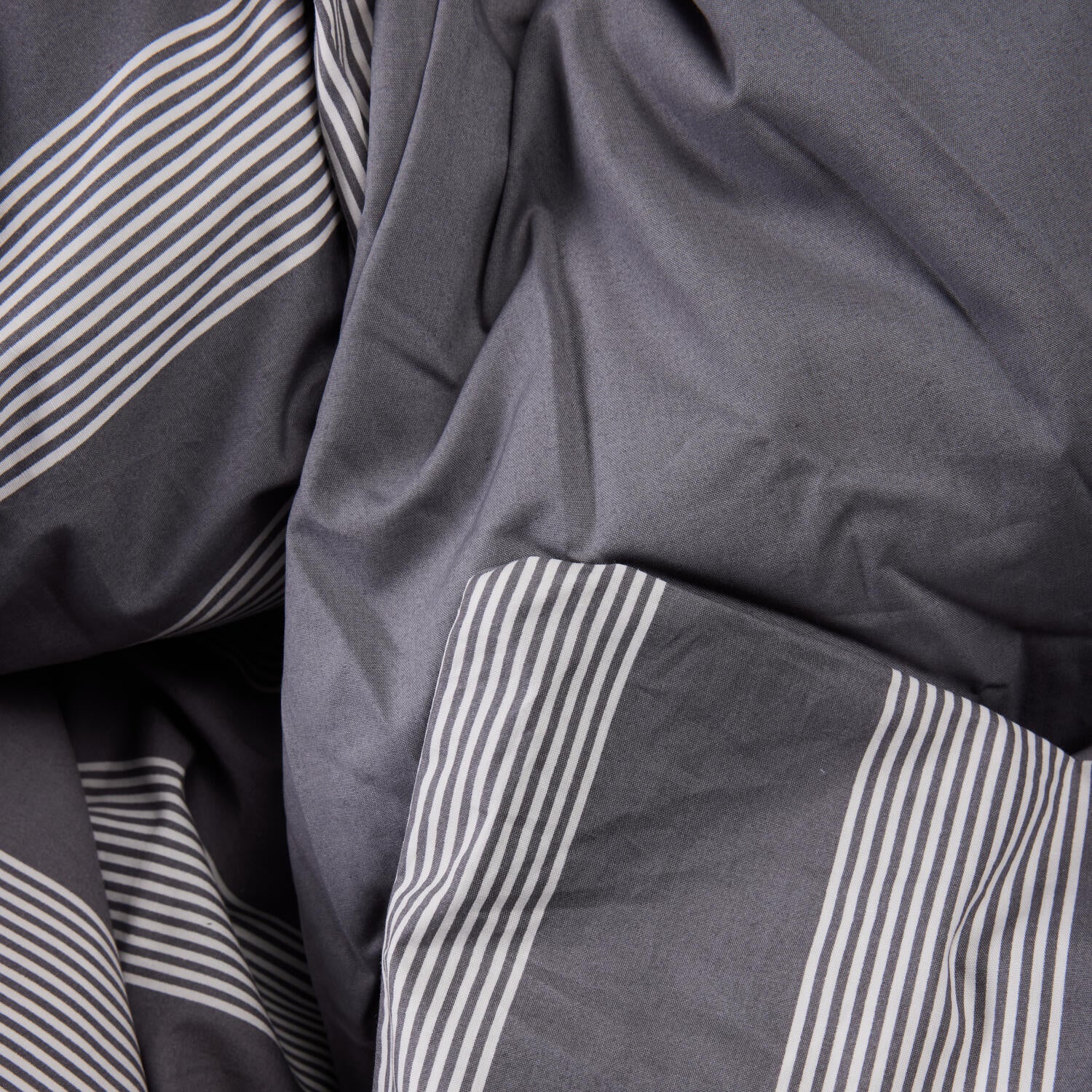 Bahne Interior  Pure Stripe sengetøj - Dark Grey