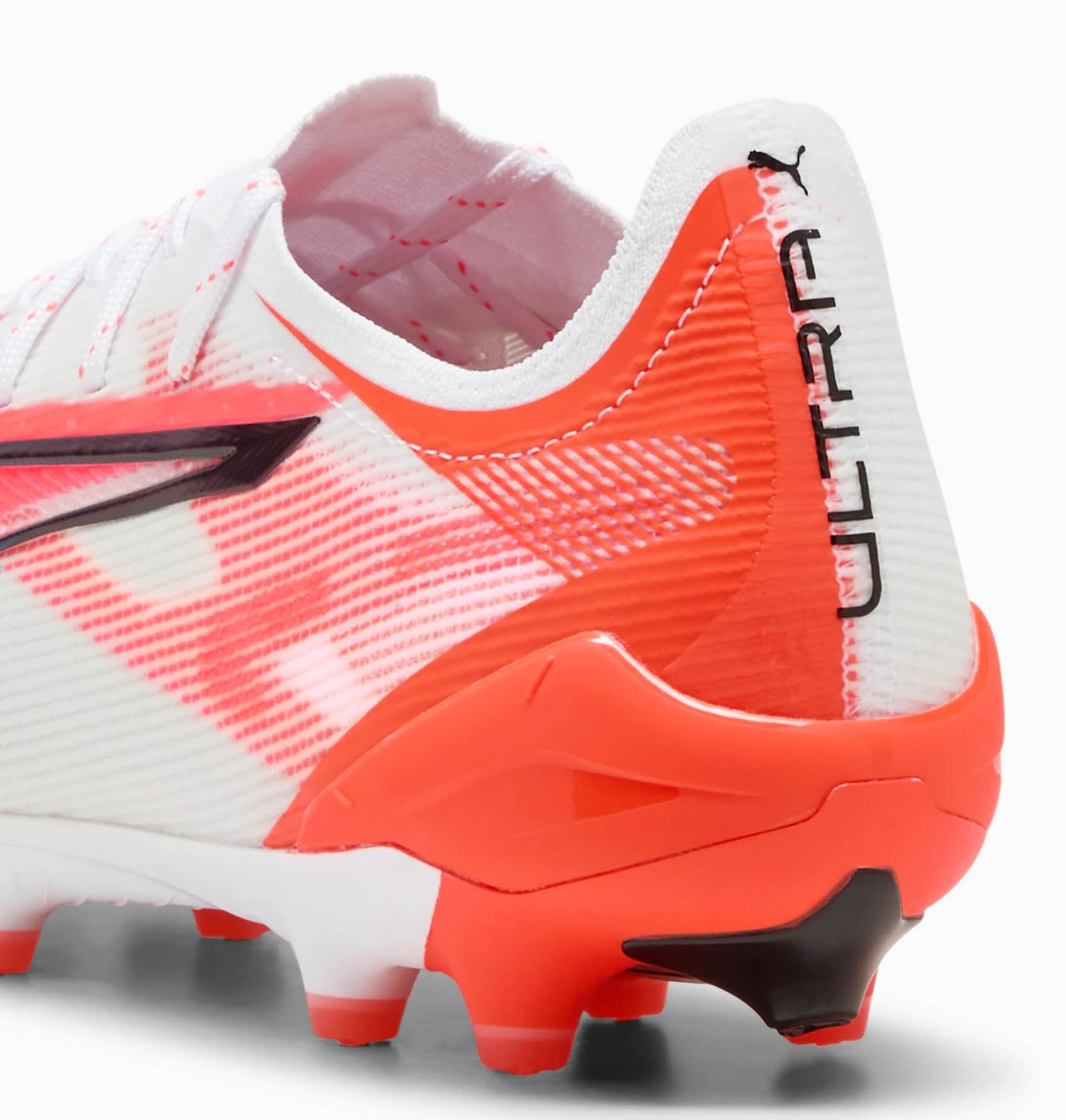 Ultra 5 Ultimate AG Herre PUMA White/PUMA Black/Glowing