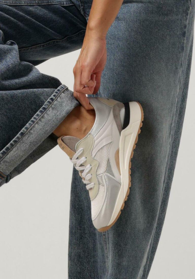 PIEDI NUDI witte piedi nudi lage sneakers nova 11.12