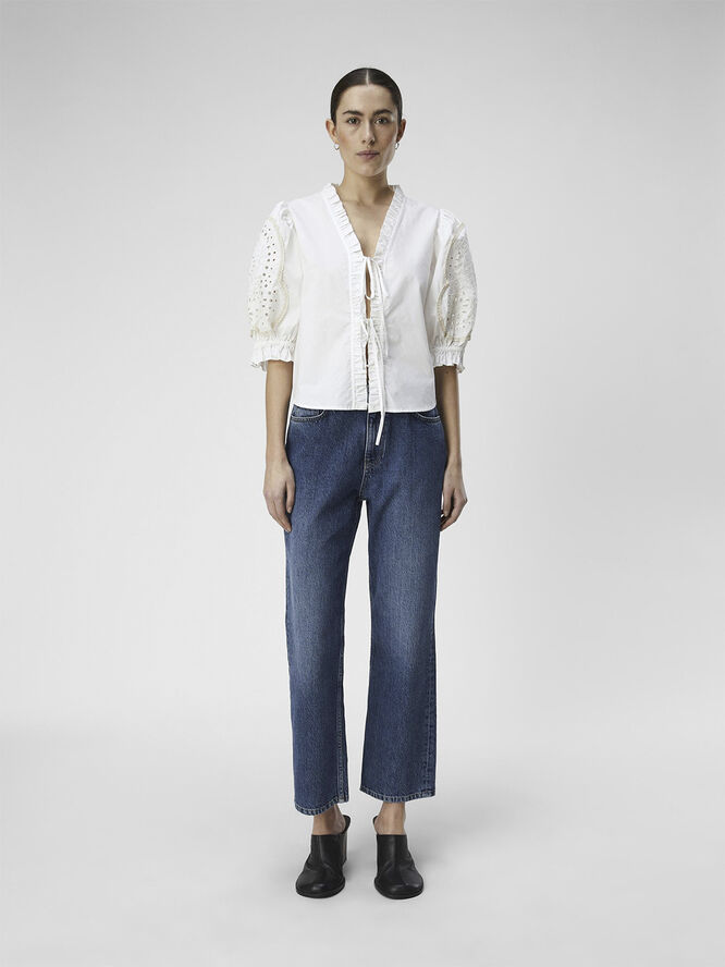 Object OBJBRODERA S/S TOP 132 White sand