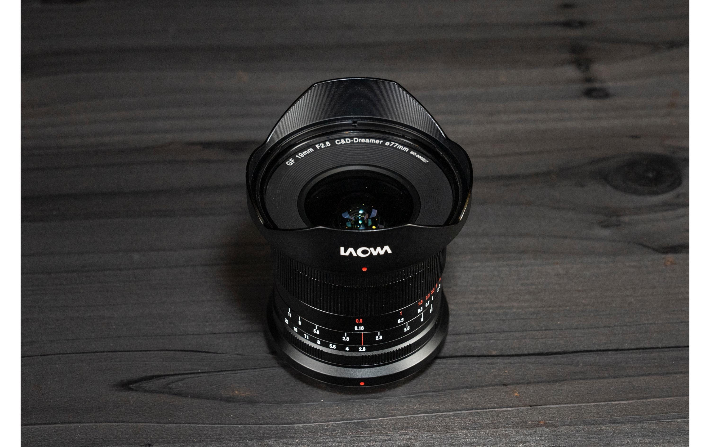 Festbrennweite 19 mm F/2.8 Zero-D GFX – Fujifilm G-Mount<br>Kompaktes Ultraweitwinkel-Objektiv mit nahezu Null-Verzerrung
