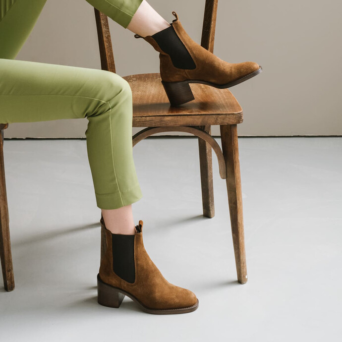 Bottines à talons  en croute cognac