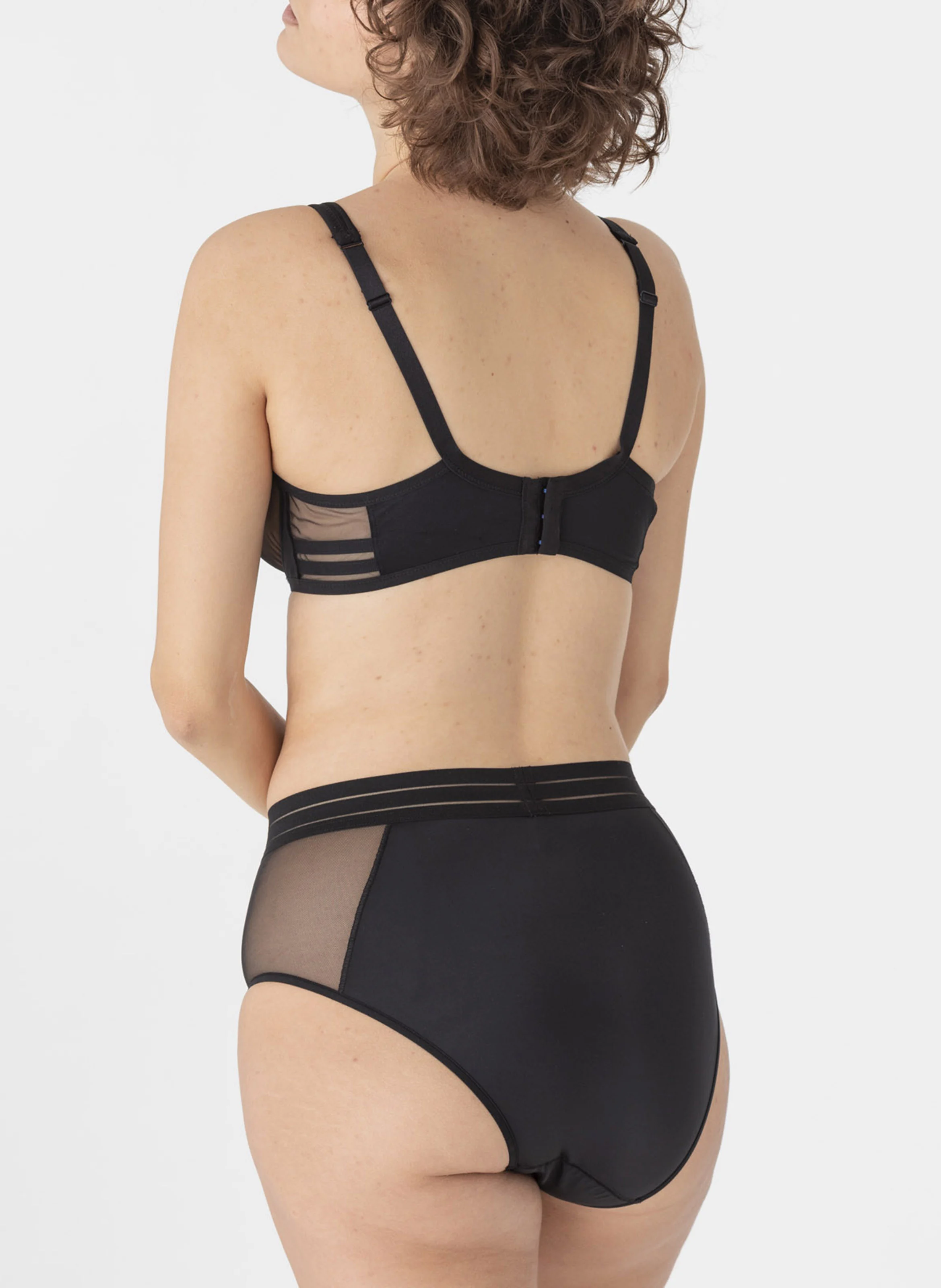 NUFIT - Culotte taille haute en microfibre | Noir