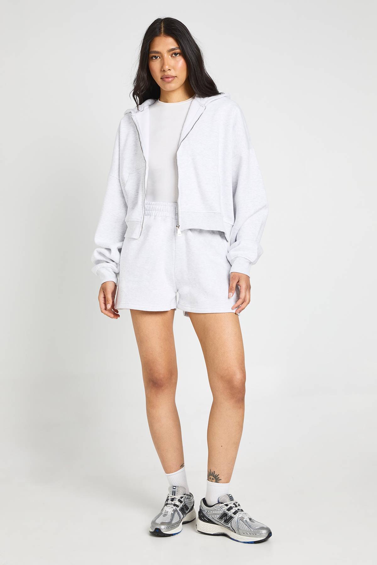boohoo Short De Jogging Taille Haute Coupe Tall Avec Cordon De Serrage Interne