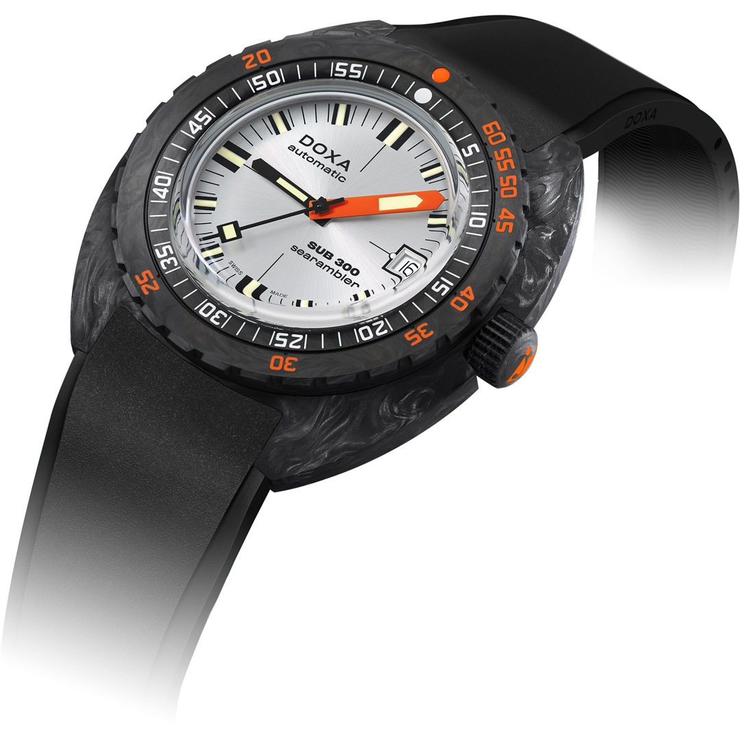 Doxa SUB 300 Carbon Searambler