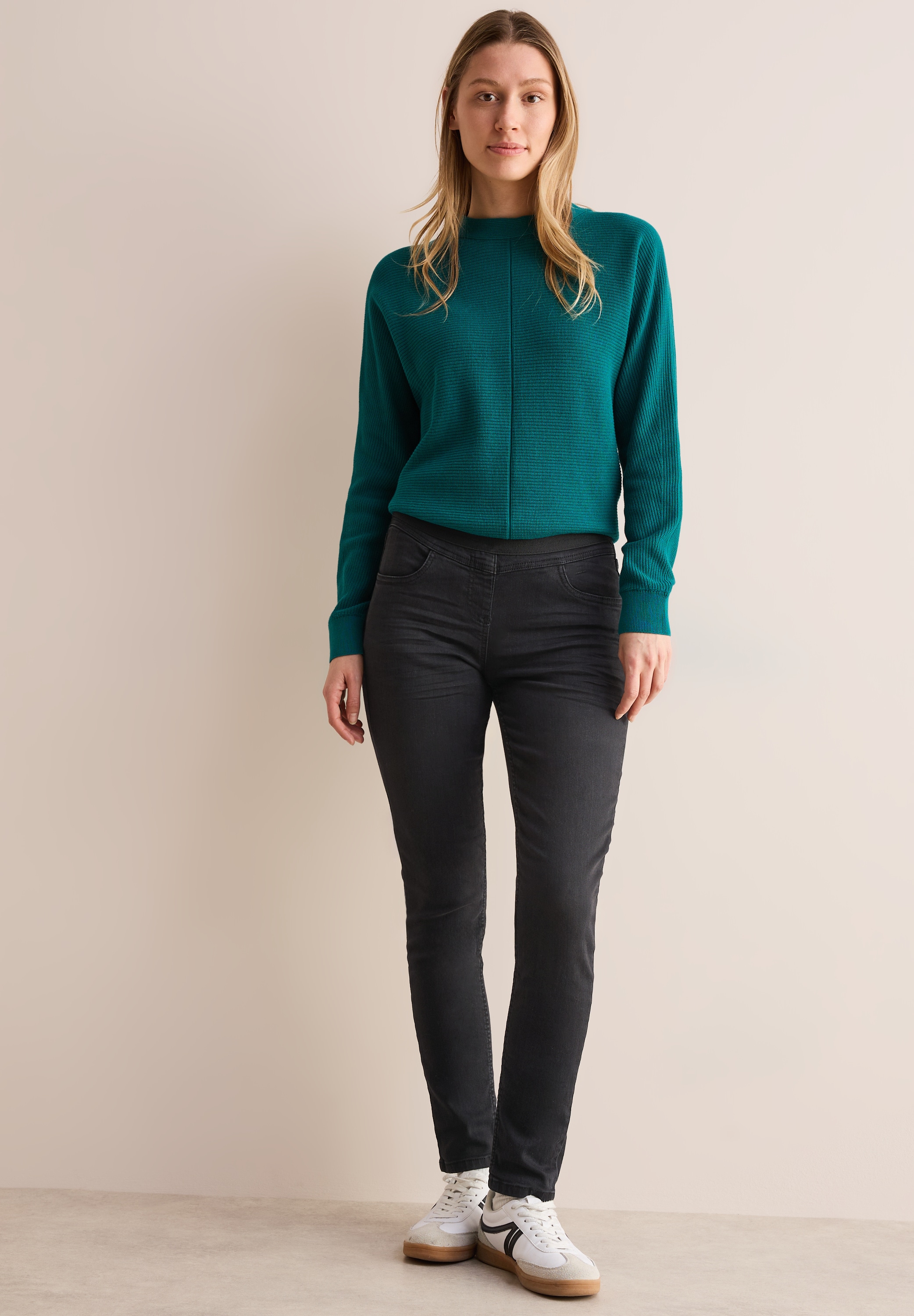 Cecil High-waist-Jeans »Style Vicky«, im Used Look