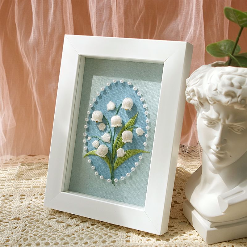 Embroidery Kingdom - DIY-borduurpakket met bloemen (verschillende ontwerpen)
